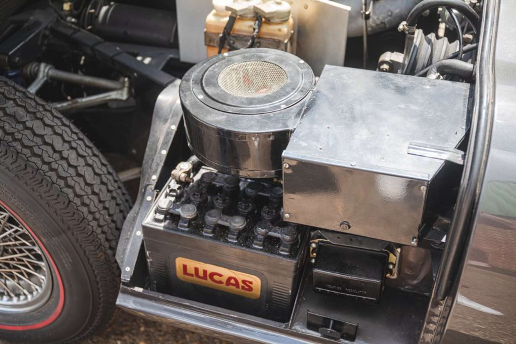 1961 Jaguar E-Type 3.8  'External Bonnet Lock' Roadster-Auction Lot