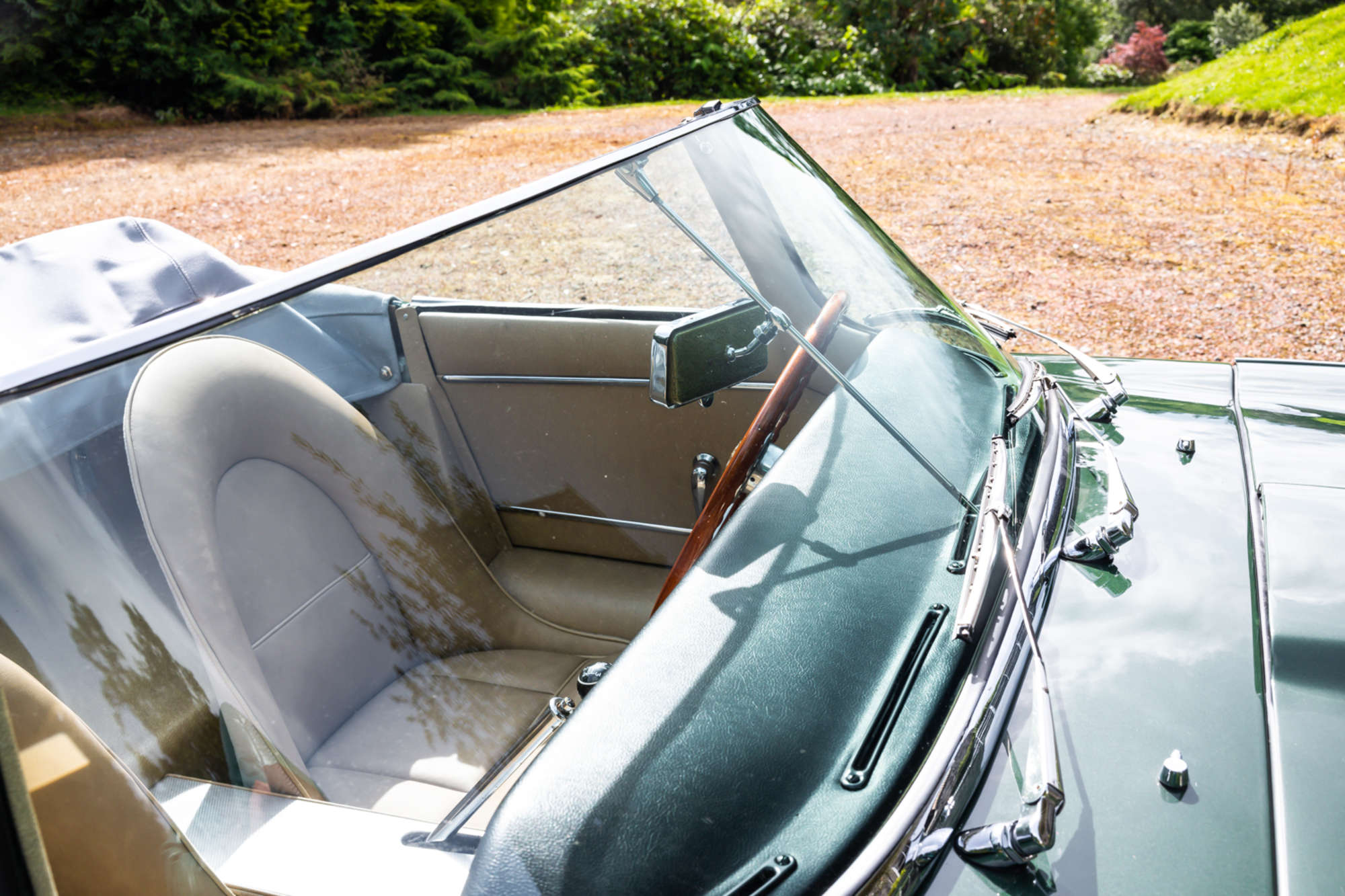 1961 Jaguar E-Type Series 1 3.8  'External Bonnet Lock' Road-Auction Lot