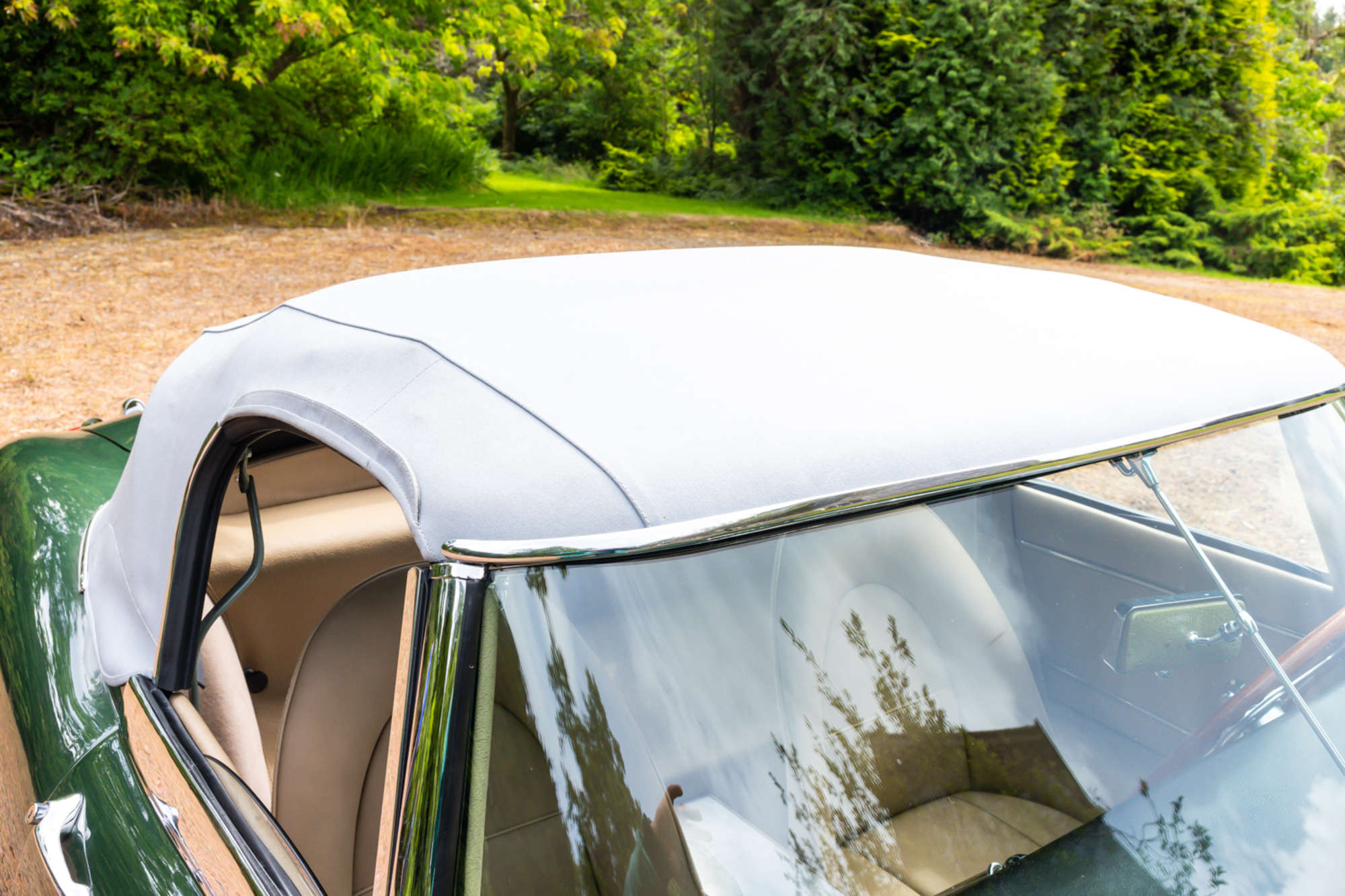 1961 Jaguar E-Type Series 1 3.8  'External Bonnet Lock' Road-Auction Lot