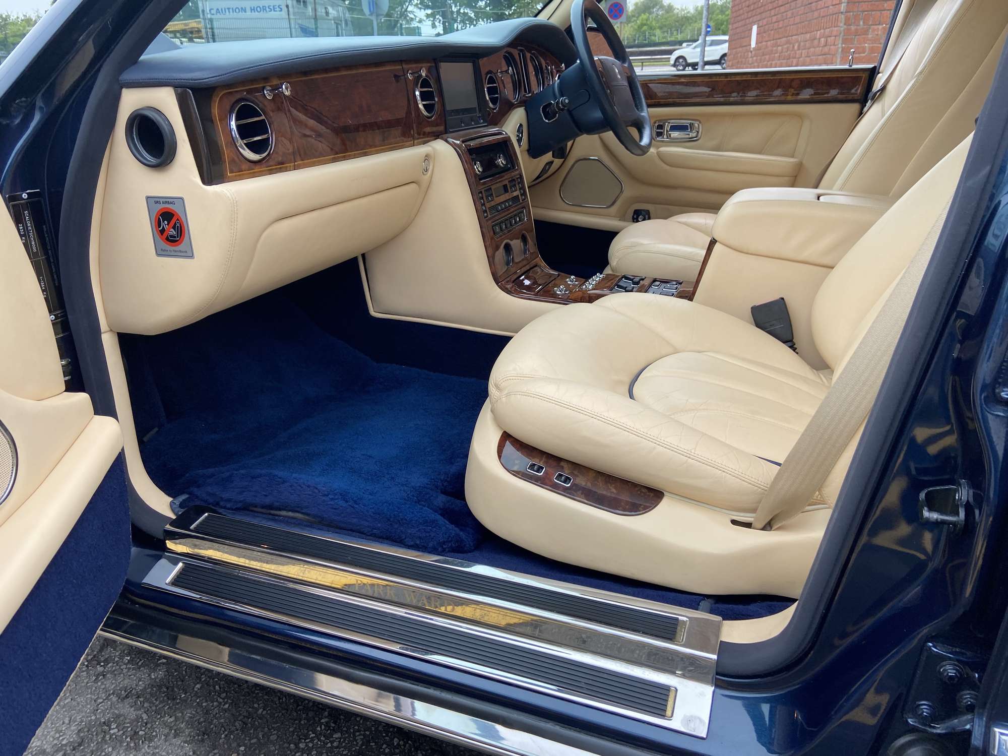 2001 Rolls-Royce Silver Seraph Park Ward-Auction Lot