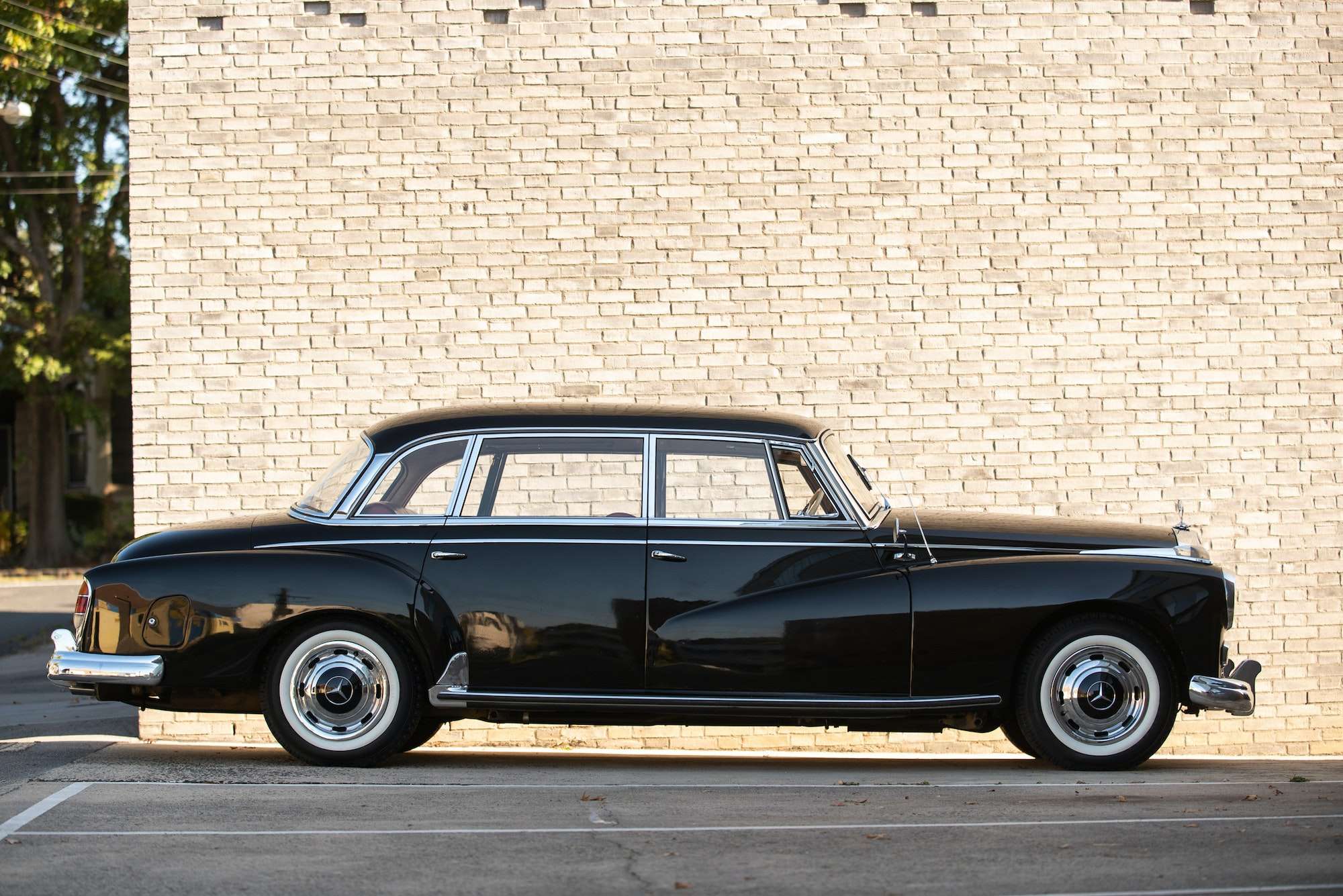 1959 Mercedes-Benz (W189) 300D 'Adenaeur'-Sold