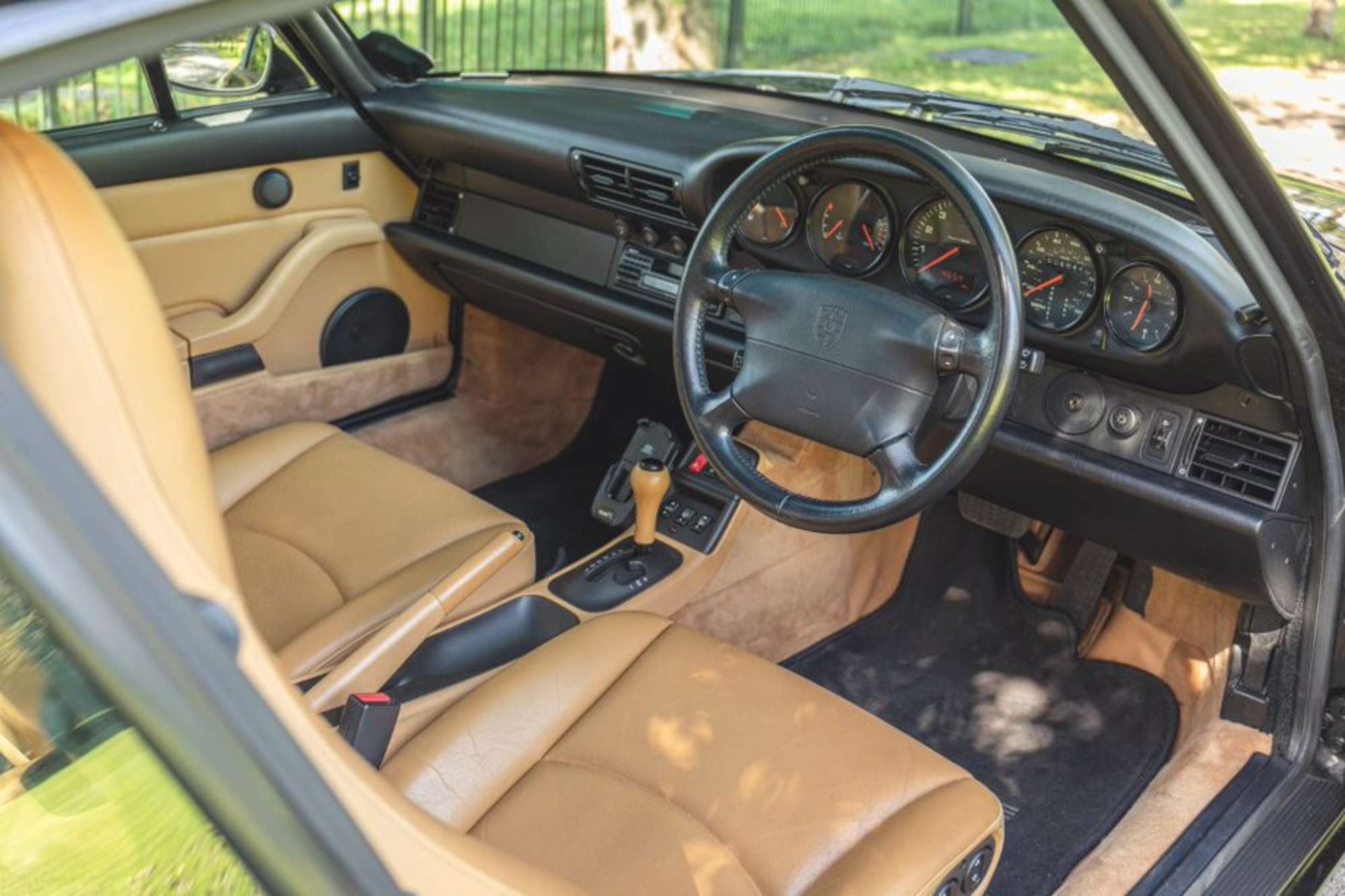 1995 Porsche 911 (993) C2 Tiptronic-Sold