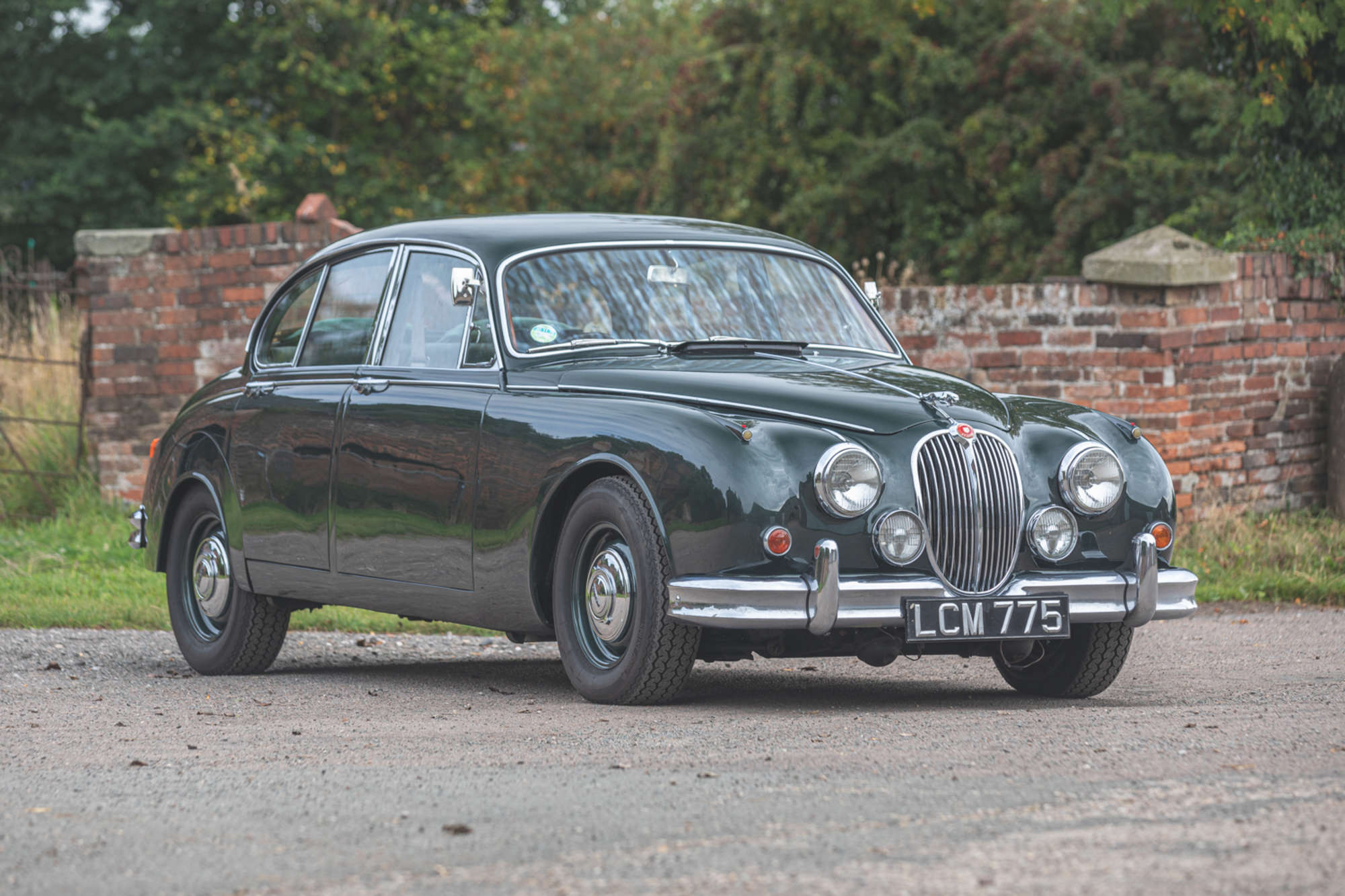 1961 Jaguar Mk2 3.4 - Manual O/D-Auction Lot