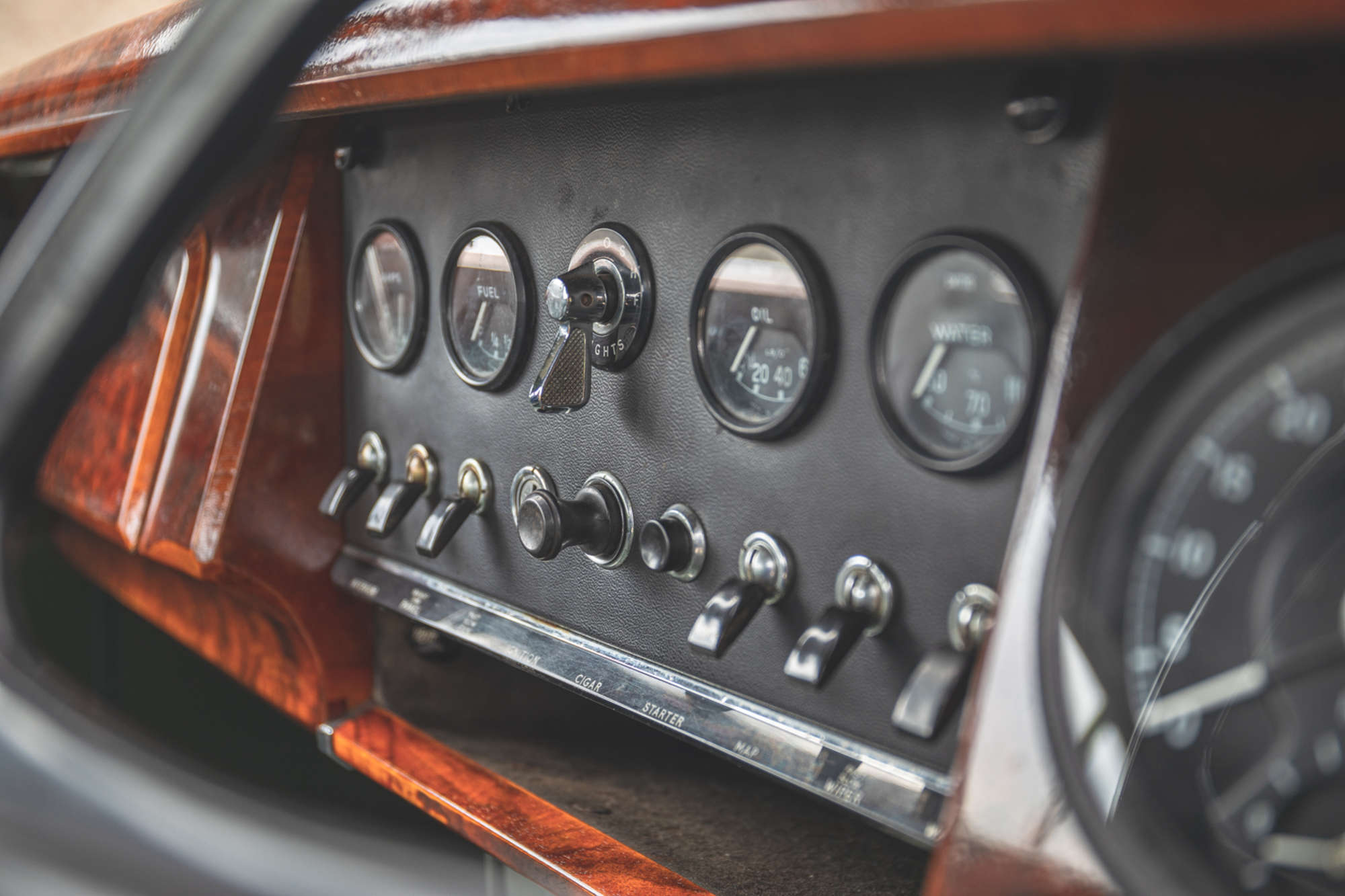 1961 Jaguar Mk2 3.4 - Manual O/D-Auction Lot