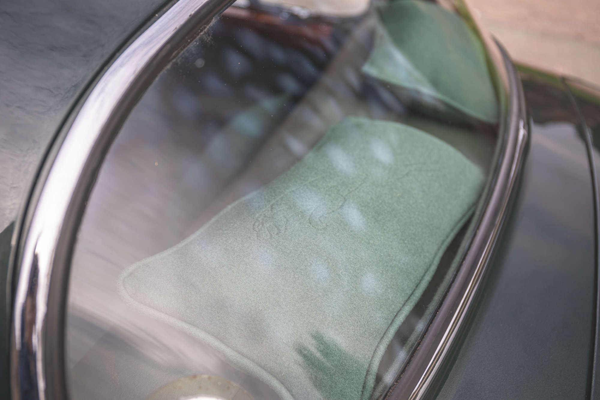 1961 Jaguar Mk2 3.4 - Manual O/D-Auction Lot