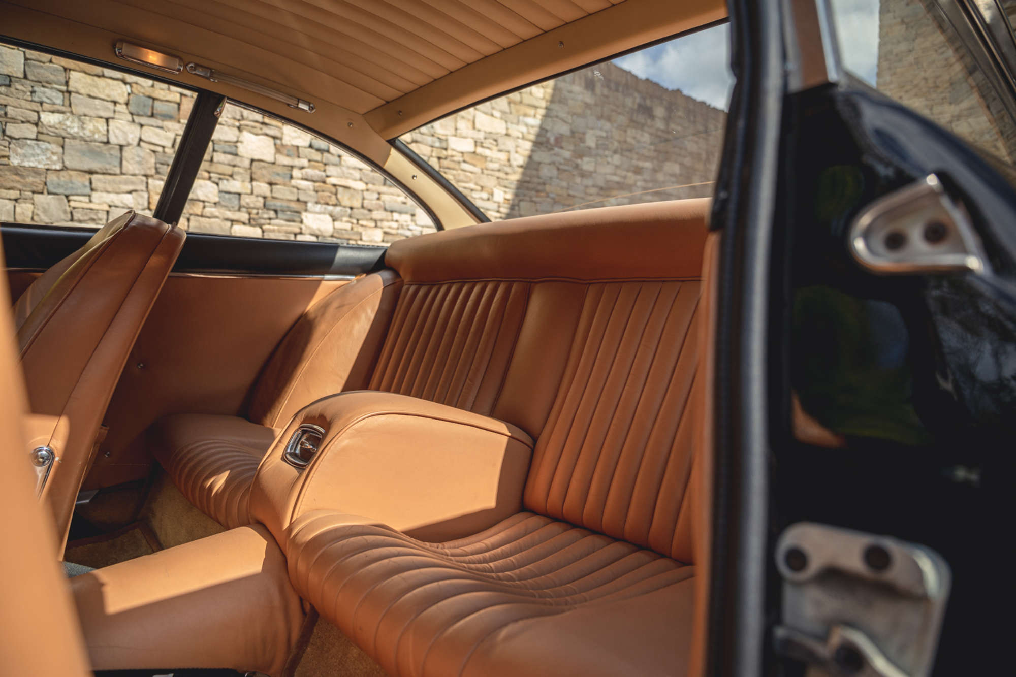 1966 Ferrari 330 GT 2+2 Series II-Auction Lot