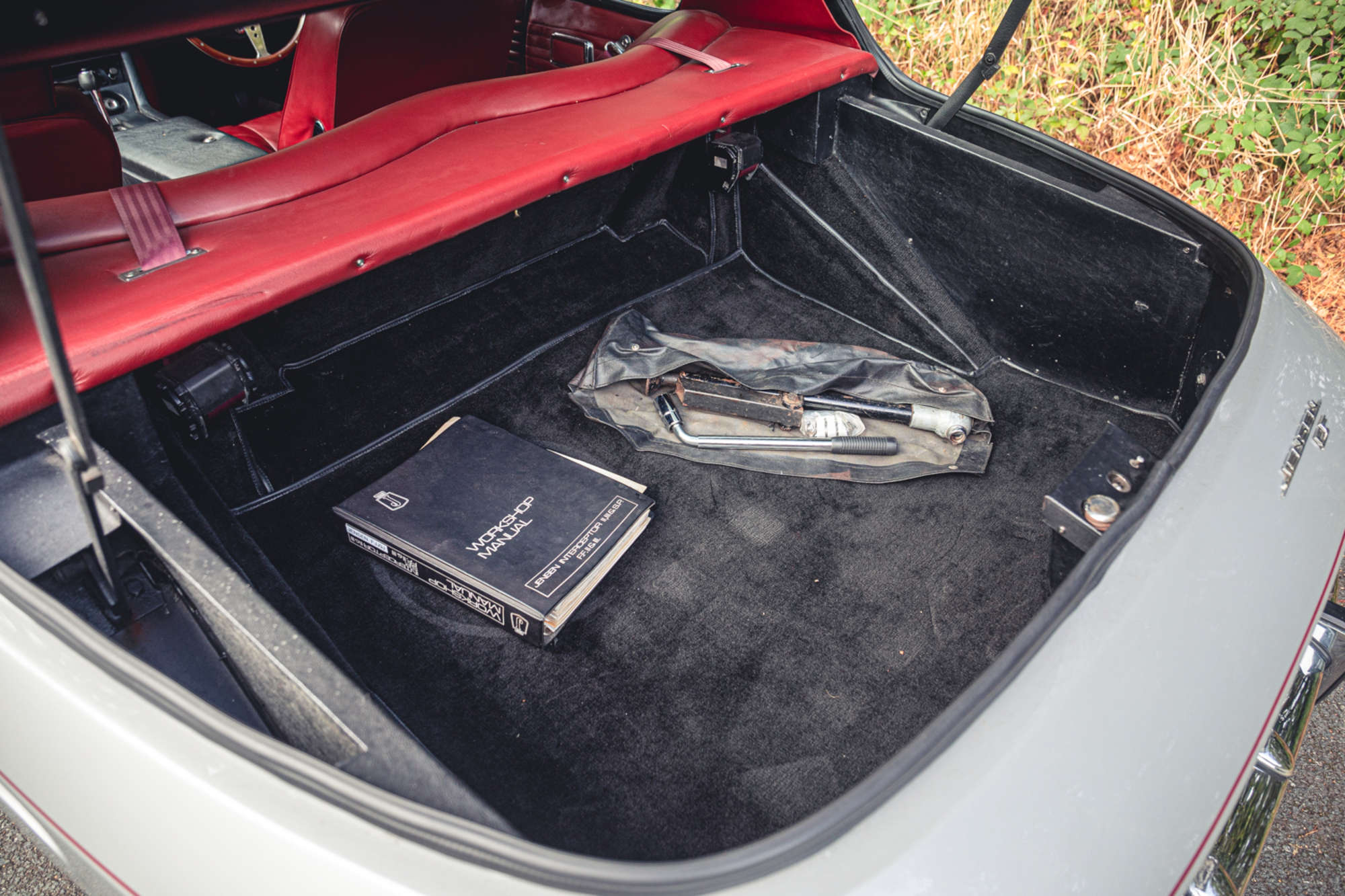 1971 Jensen Interceptor FF II-Auction Lot