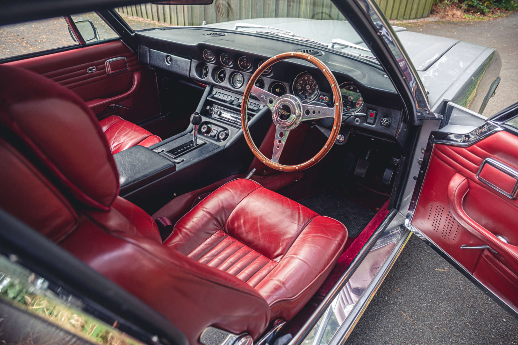 1971 Jensen Interceptor FF II-Auction Lot