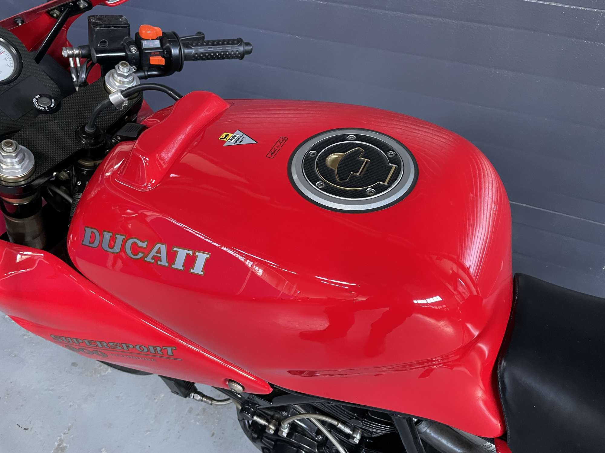1993 Ducati 900SS CR-Sold