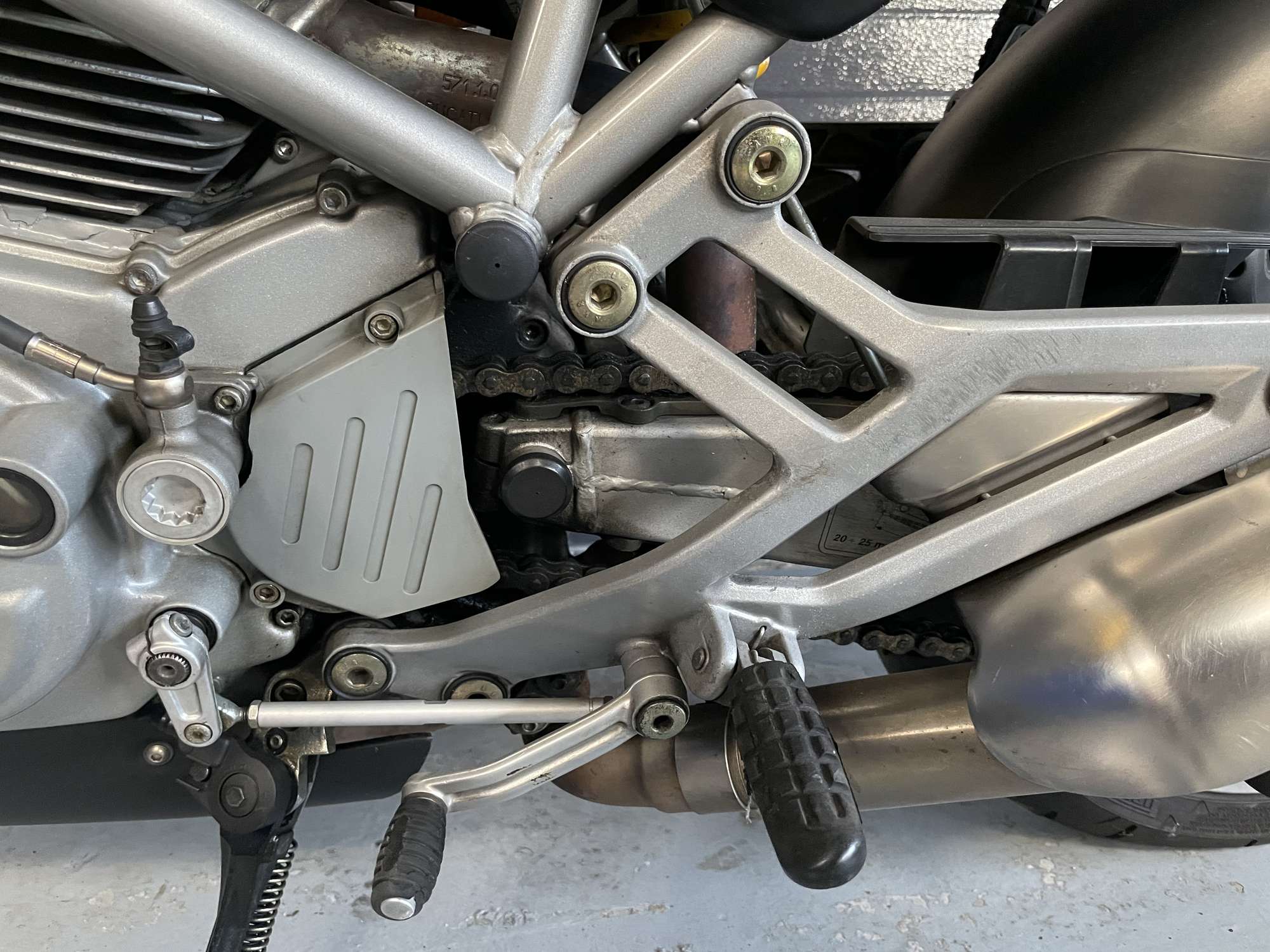 2005 Ducati M800 Monster-Auction Lot