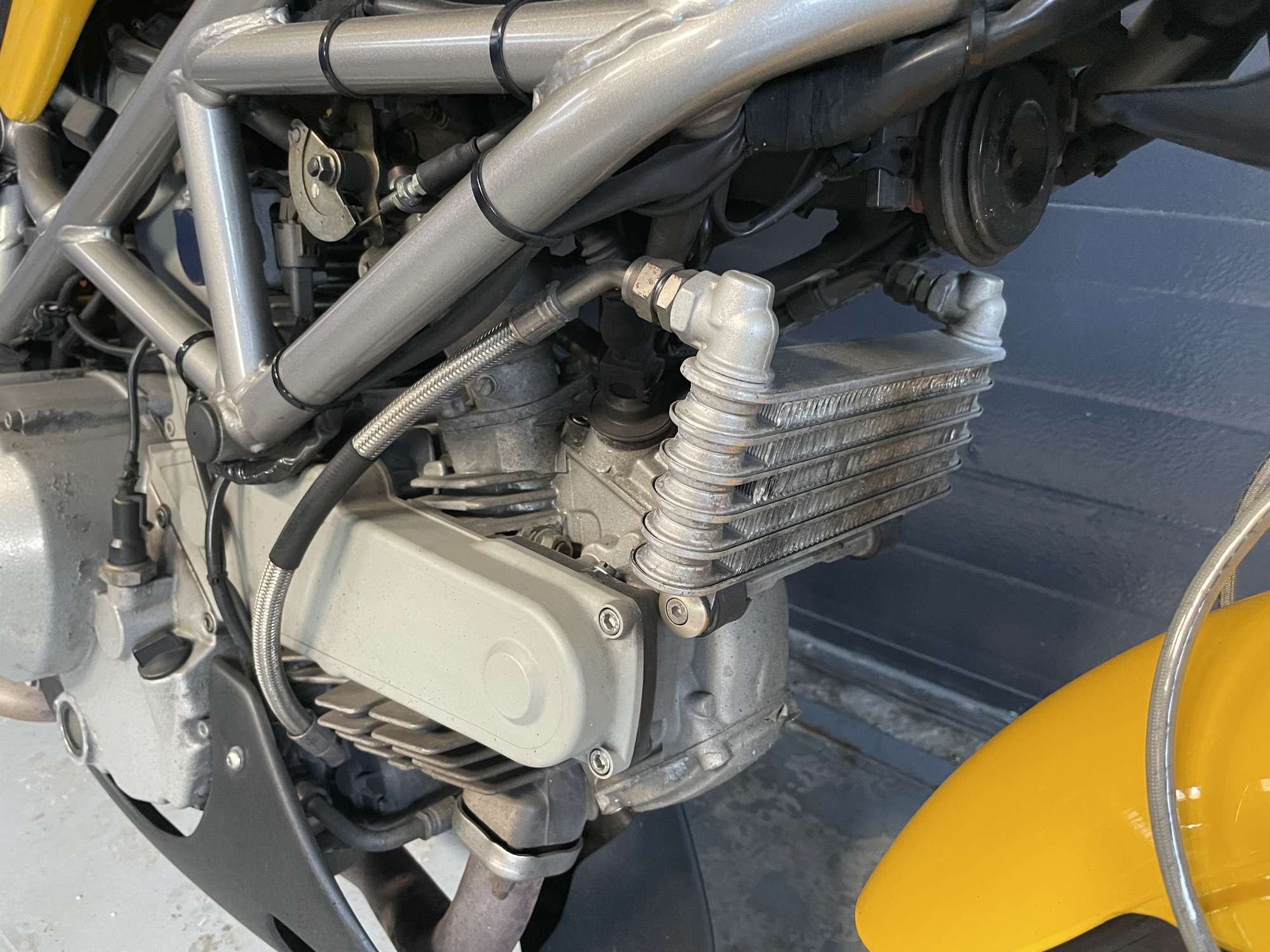 2005 Ducati M800 Monster-Auction Lot