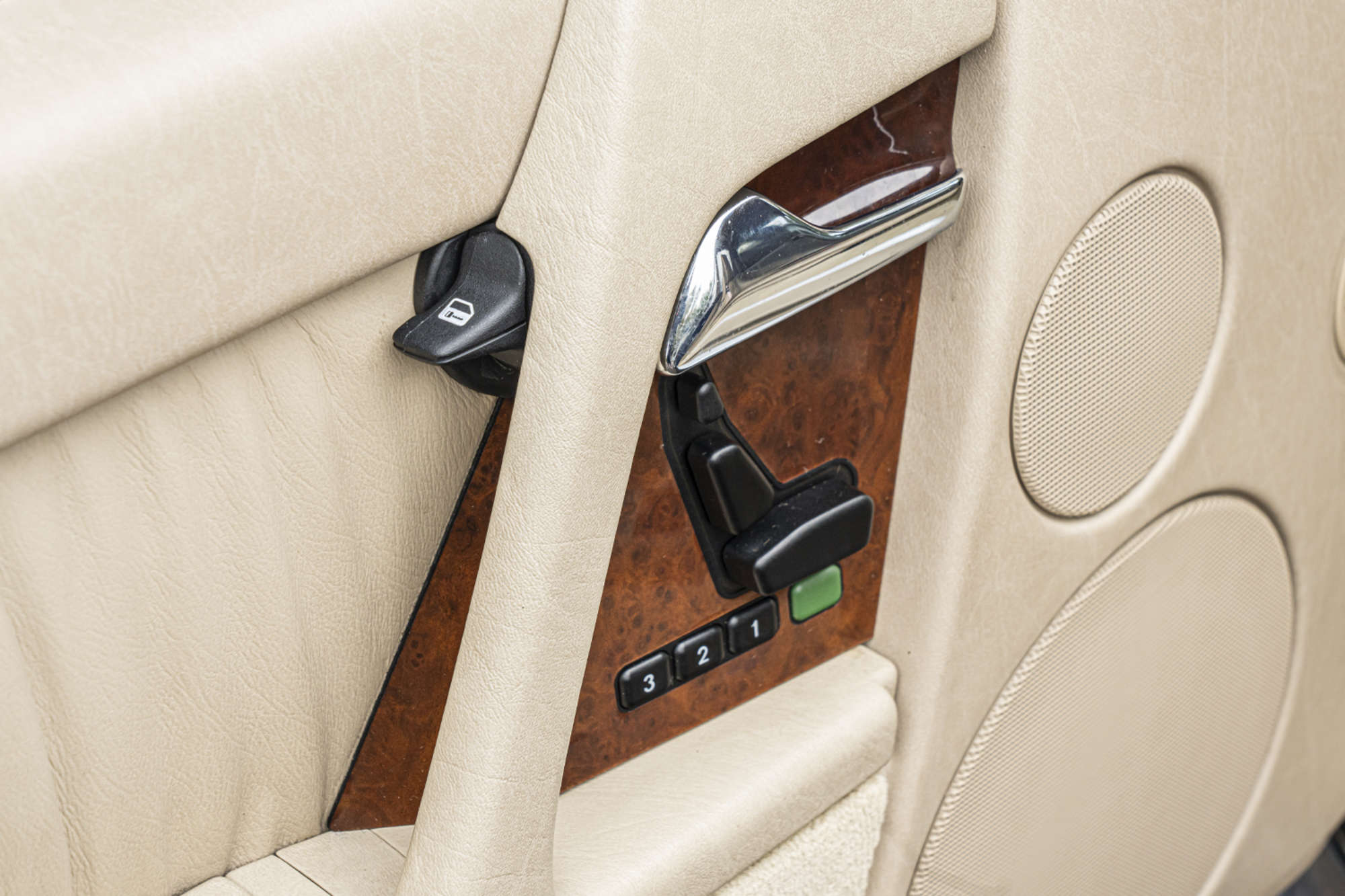 1993 Mercedes-Benz 600SL (R129) -Sold