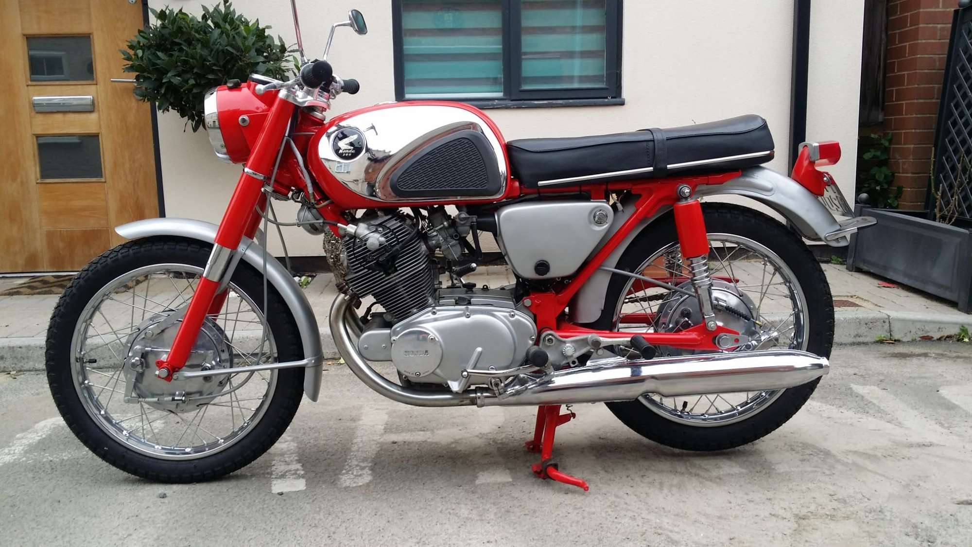 1965 Honda Super Hawk CB77 305cc-Sold