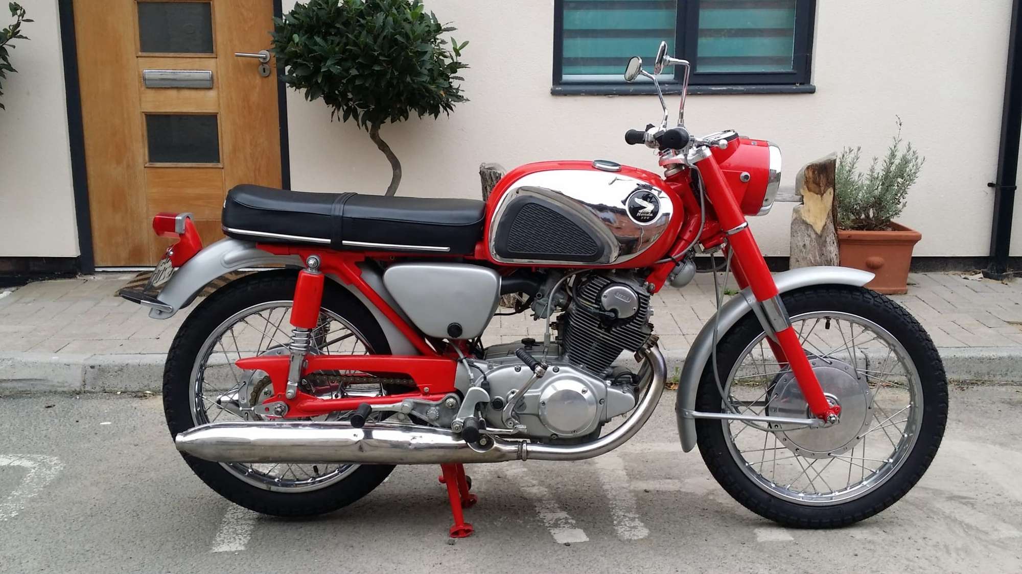 1965 Honda Super Hawk CB77 305cc-Sold