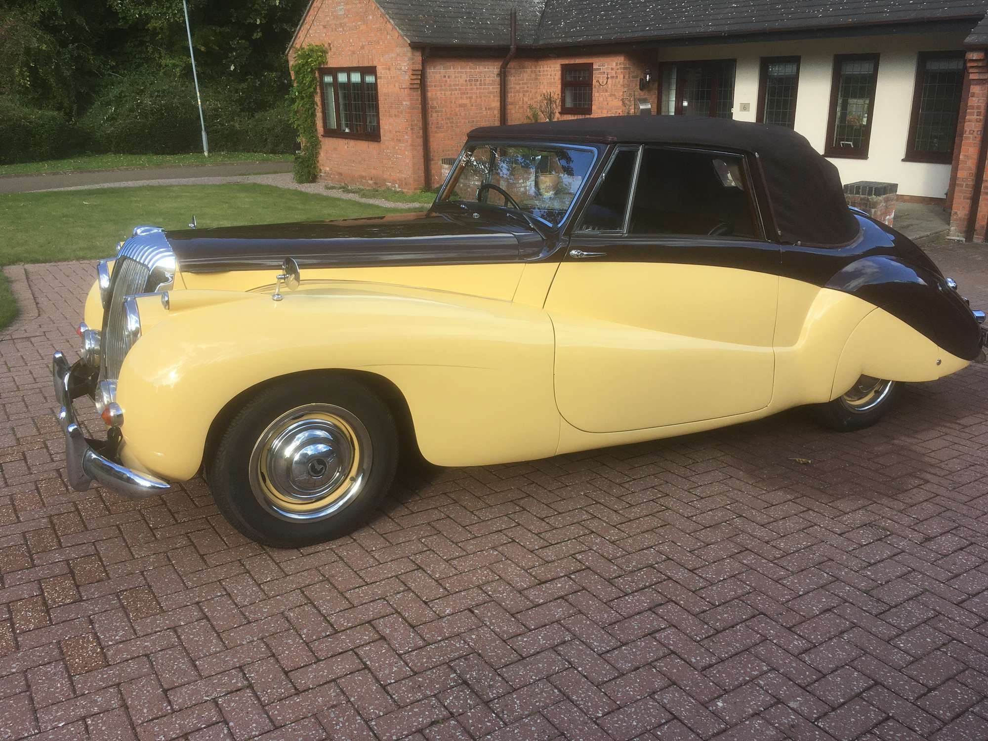 Daimler DB18 Special Sports DHC by Barker -Auction Lot
