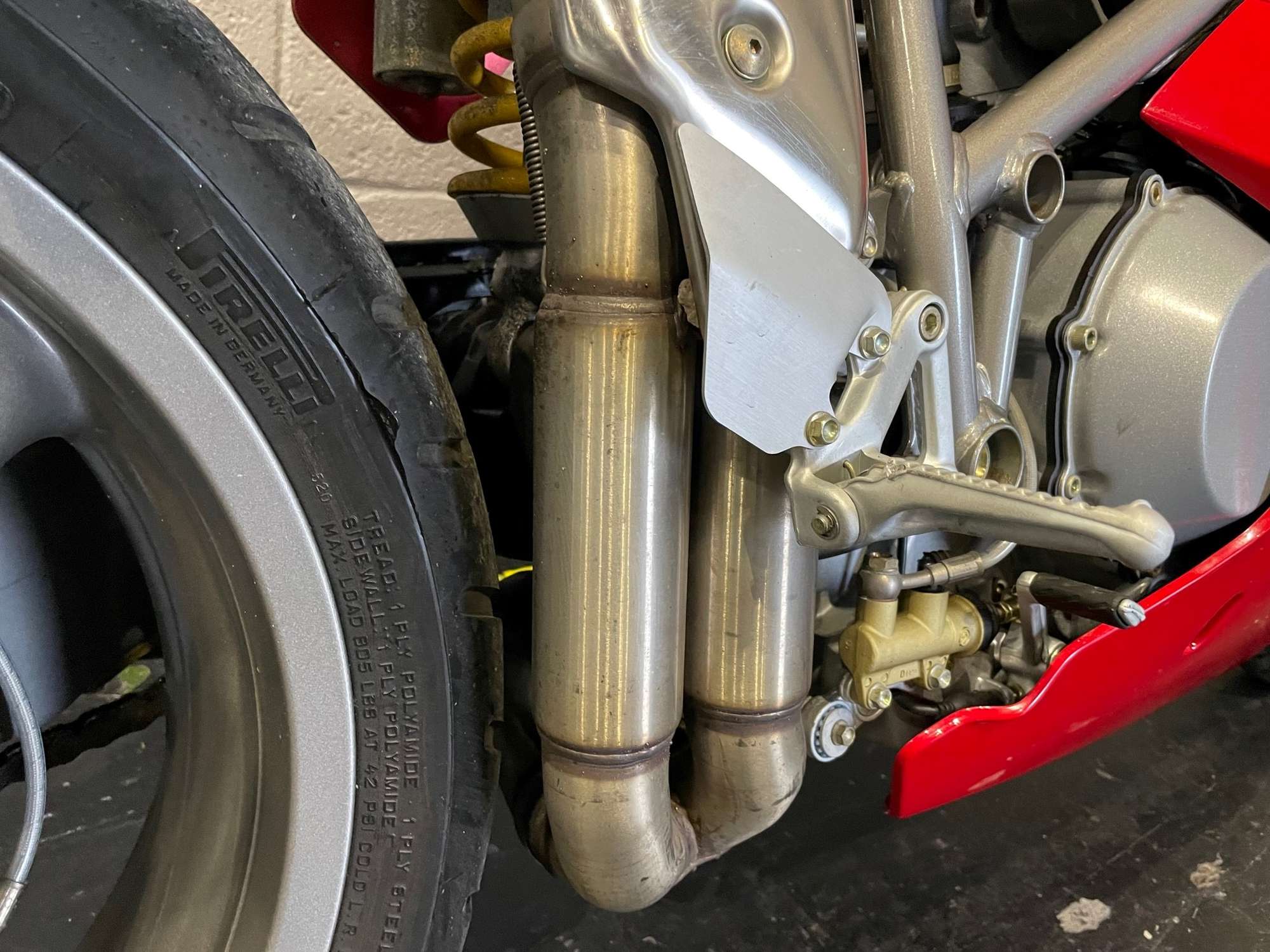 c2001 Ducati 748 Biposto 748cc-Auction Lot