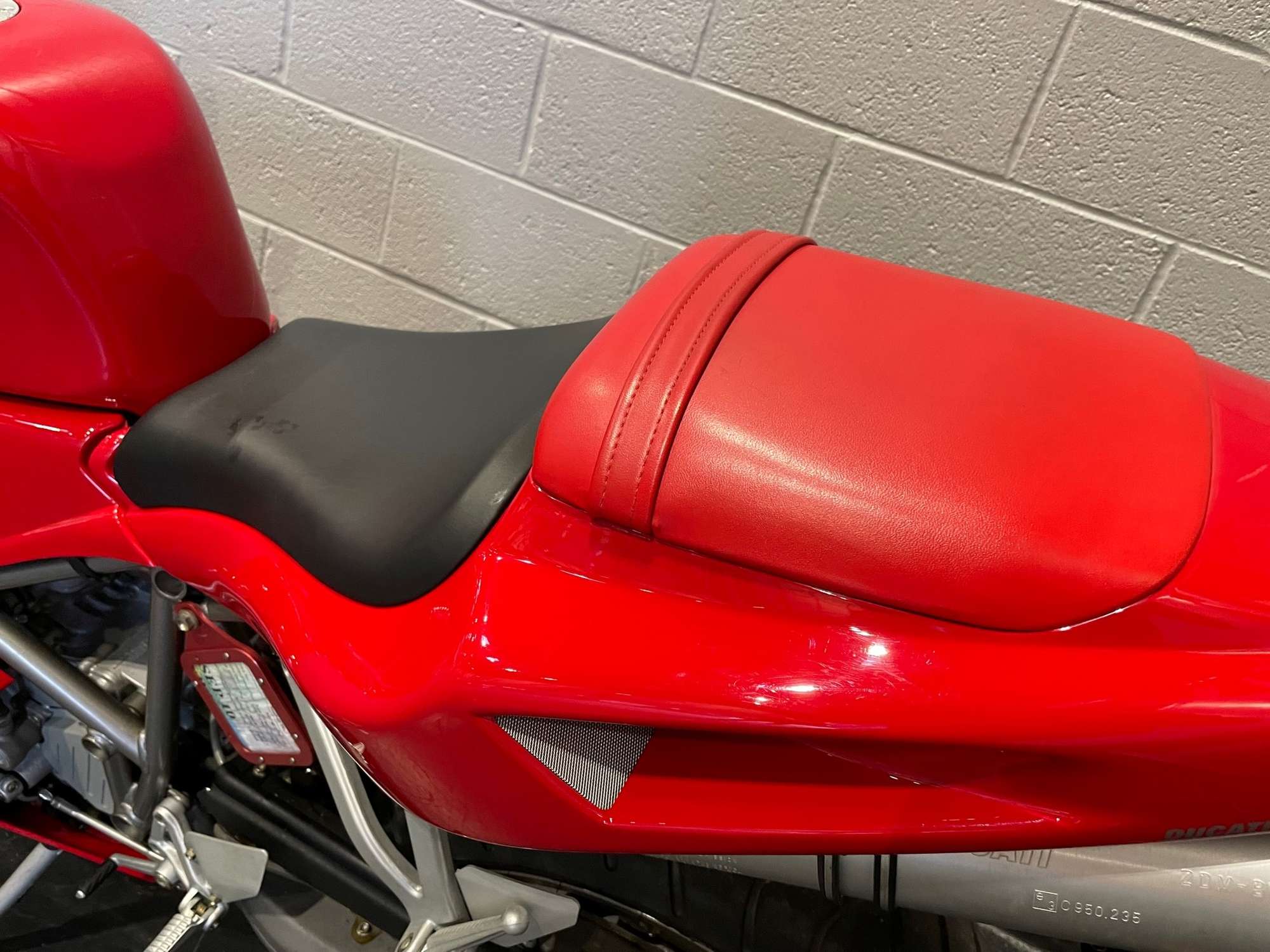 c2001 Ducati 748 Biposto 748cc-Auction Lot