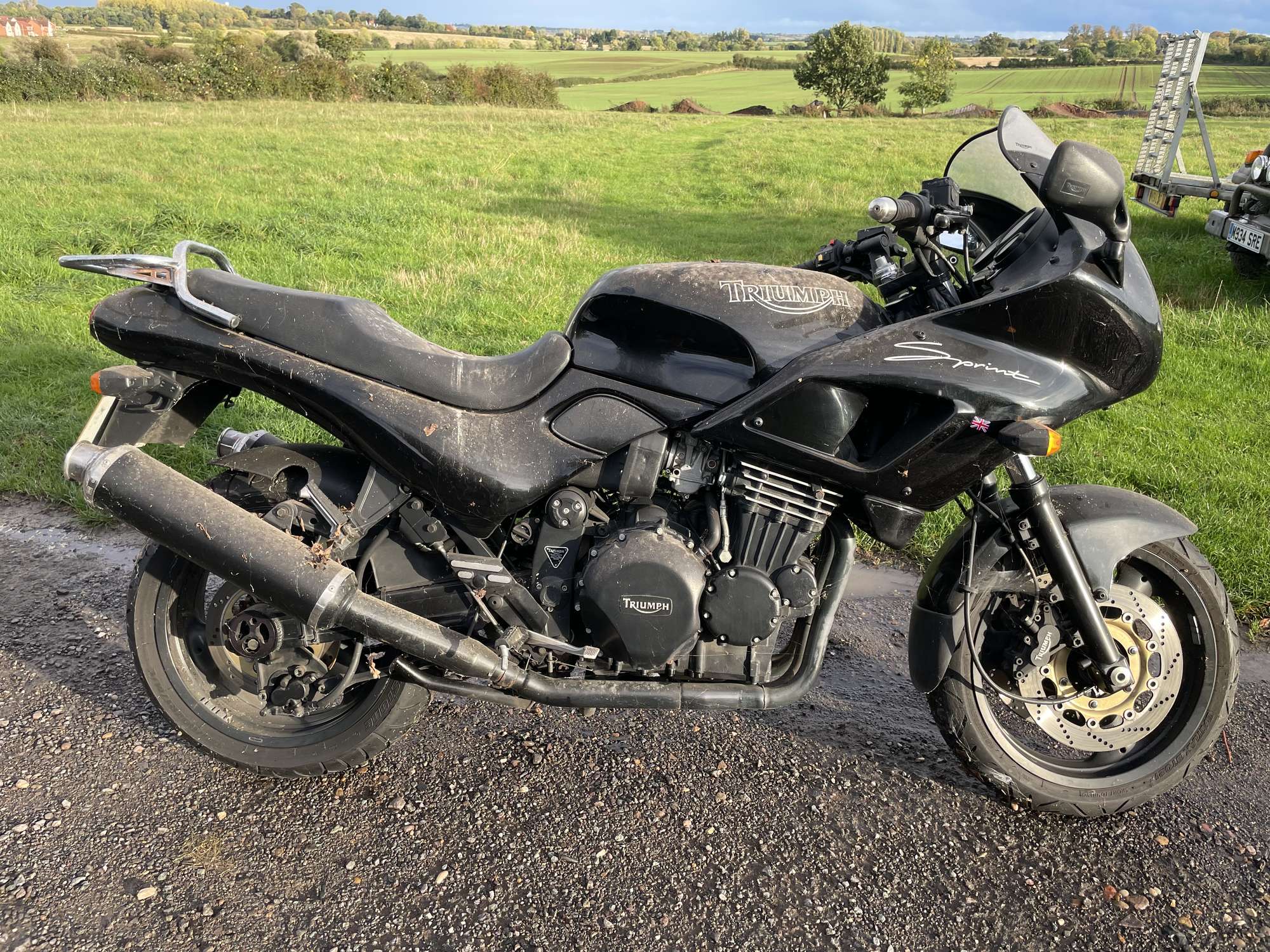 1998 Triumph Trident Sprint 900cc-Sold