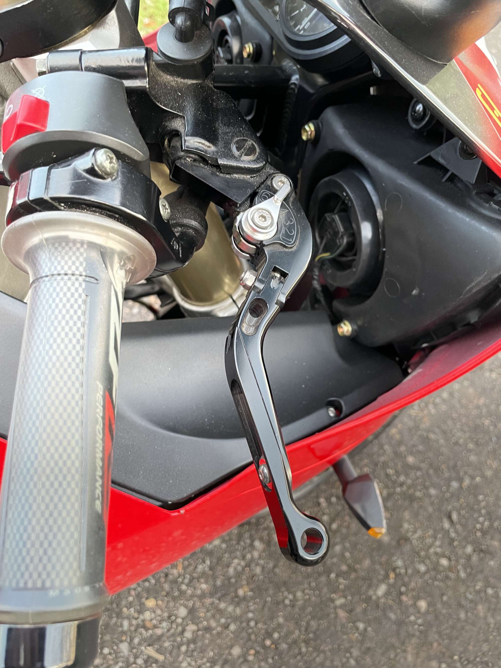 2001 Yamaha YZF-R1-Sold