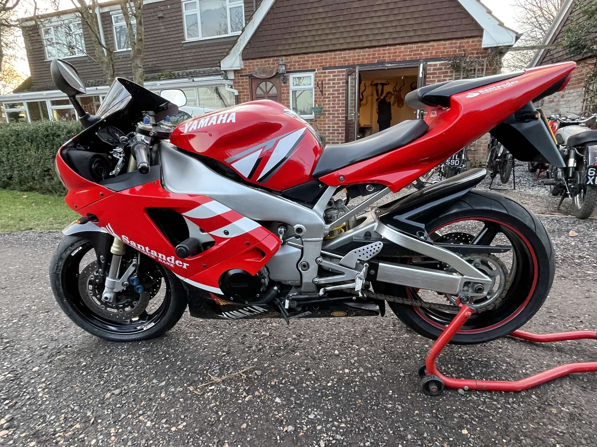 2001 Yamaha YZF-R1-Sold