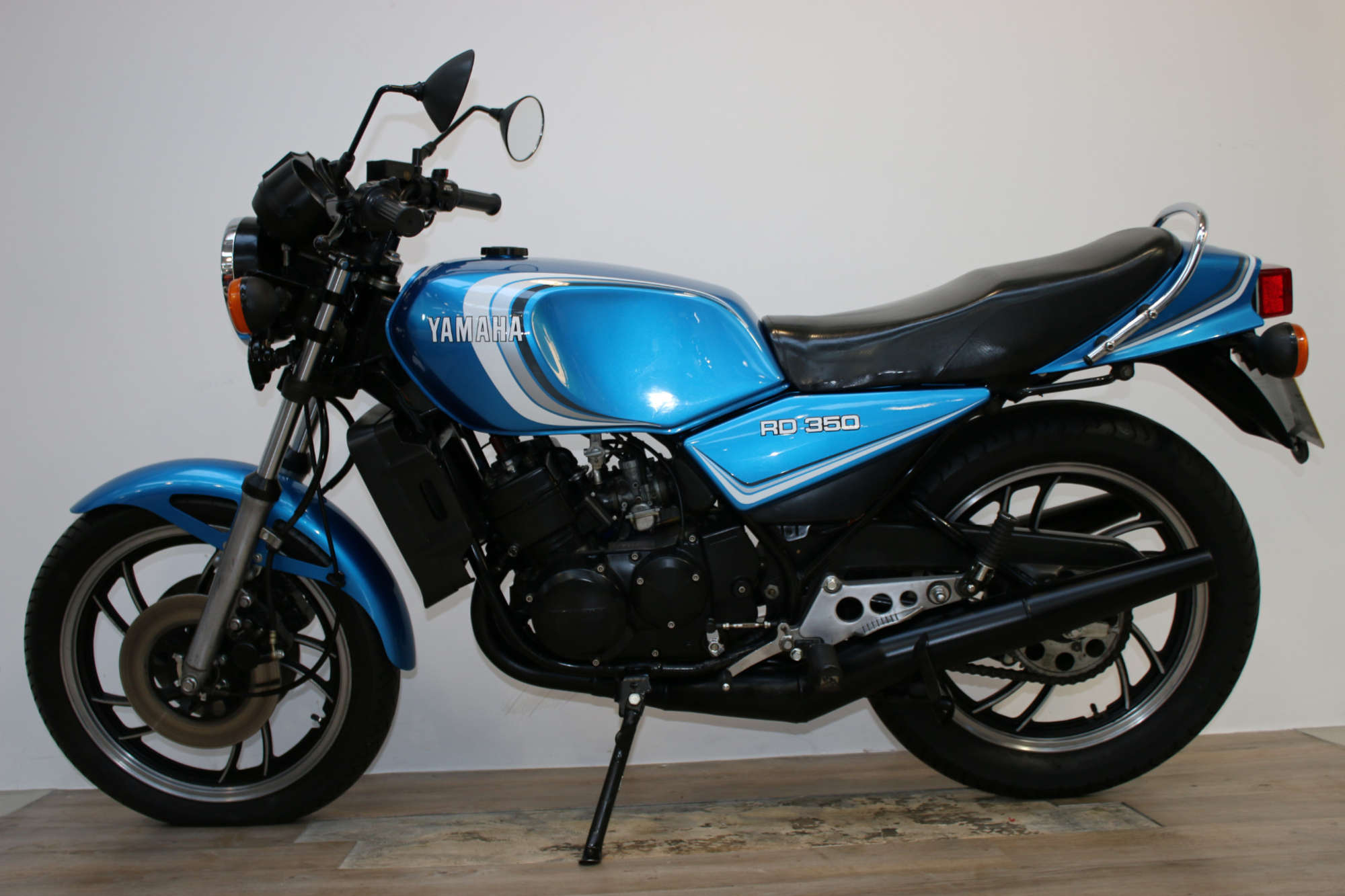 1982 Yamaha RD350 LC 350cc-Sold