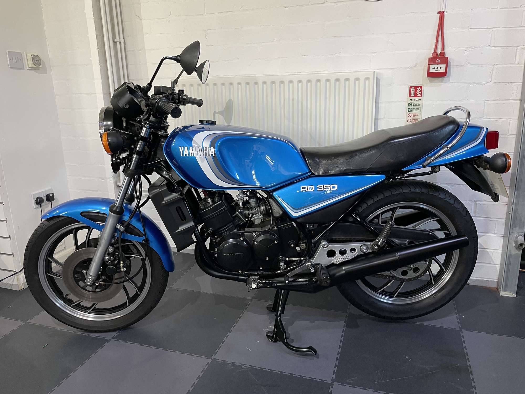 1982 Yamaha RD350 LC 350cc-Sold