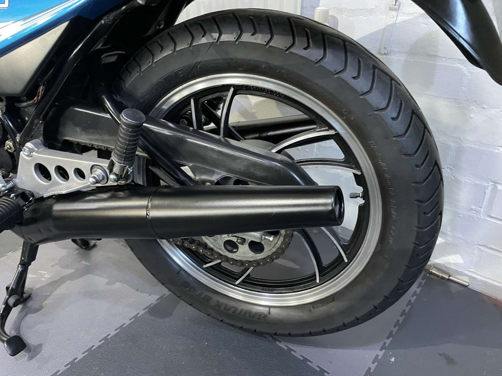 1982 Yamaha RD350 LC 350cc-Sold