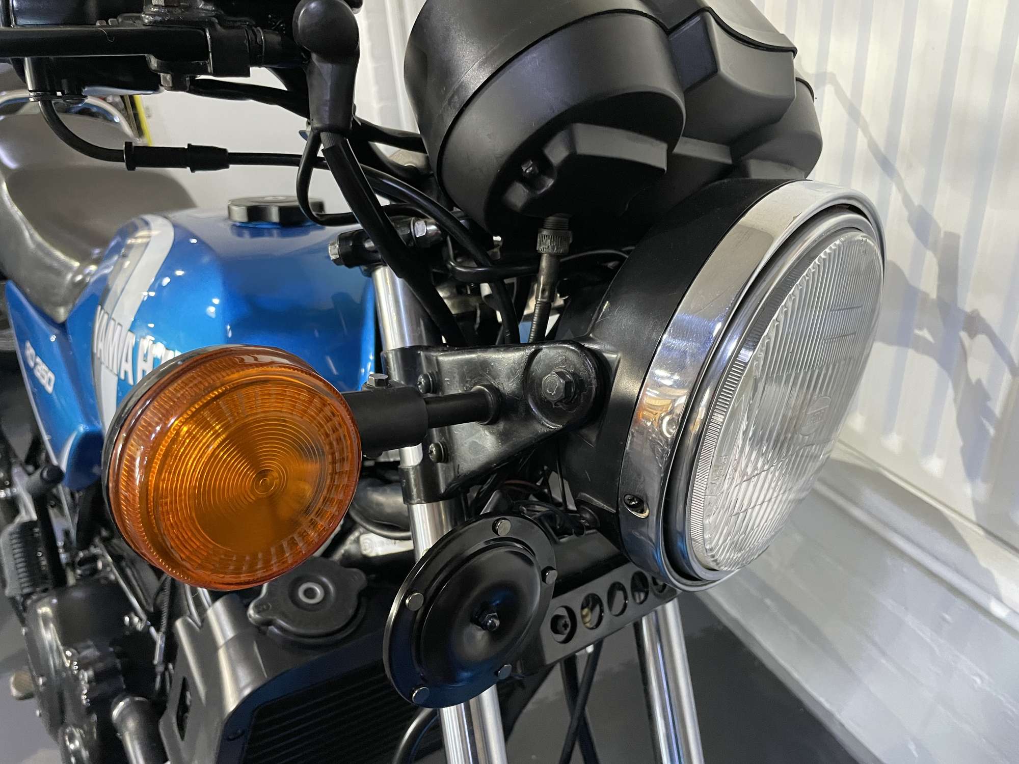 1982 Yamaha RD350 LC 350cc-Sold