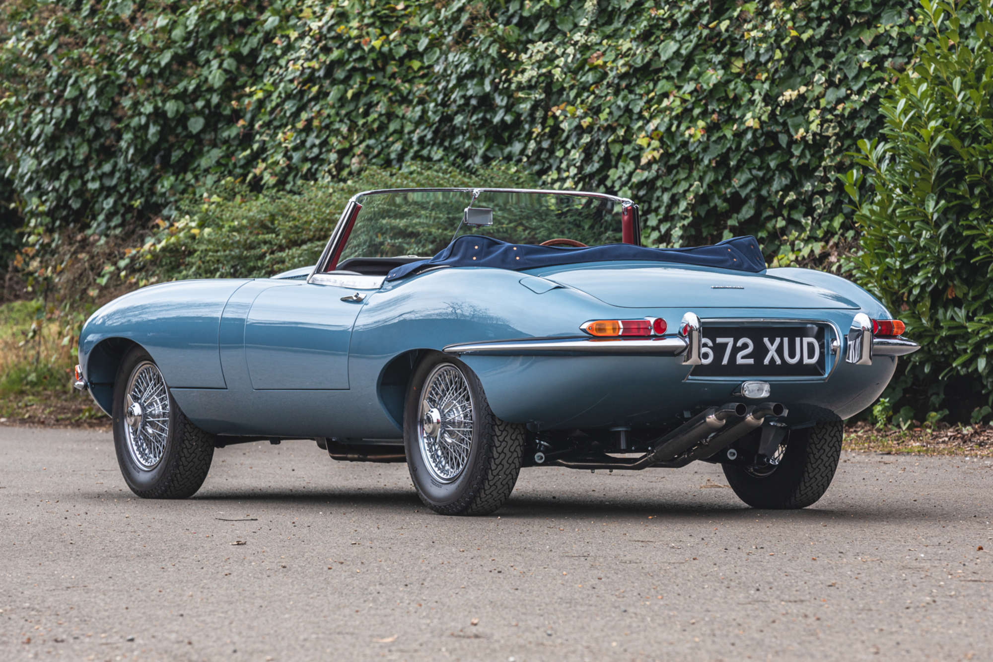 1961 Jaguar E-Type 3.8 Series 1 'Flat Floor' Roadster-Auction Lot
