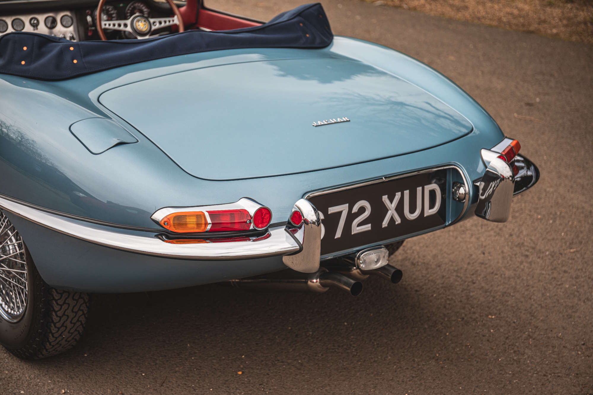 1961 Jaguar E-Type 3.8 Series 1 'Flat Floor' Roadster-Auction Lot