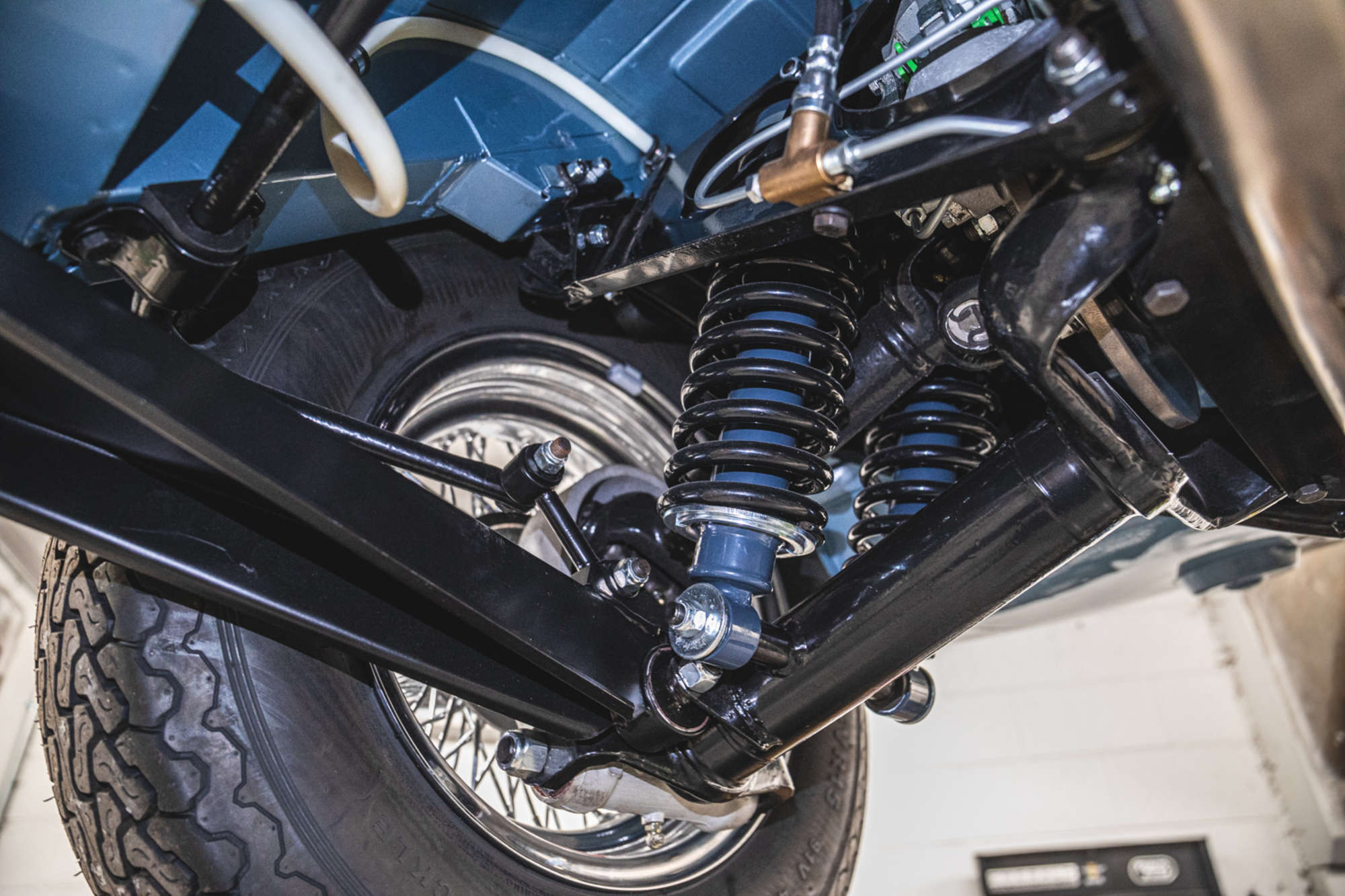 1961 Jaguar E-Type 3.8 Series 1 'Flat Floor' Roadster-Auction Lot