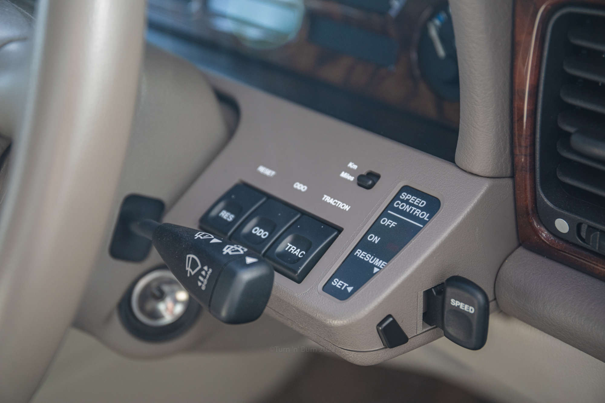 1995 Daimler Six (X300) 4.0 -Sold