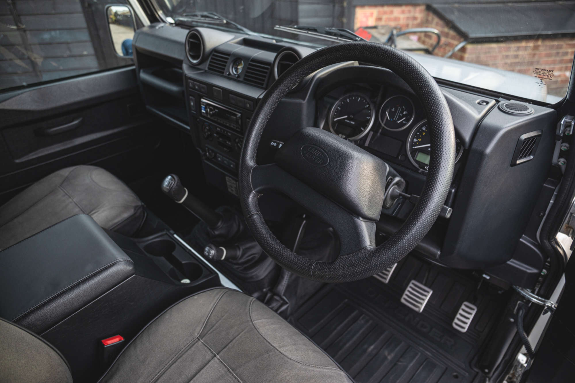2015 Land Rover Defender 11O XS -Auction Lot