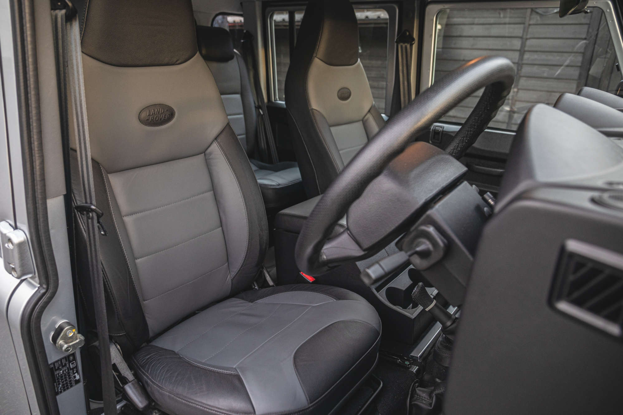 2015 Land Rover Defender 11O XS -Auction Lot