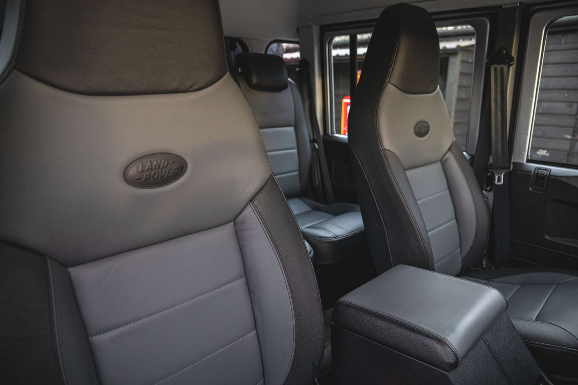 2015 Land Rover Defender 11O XS -Auction Lot