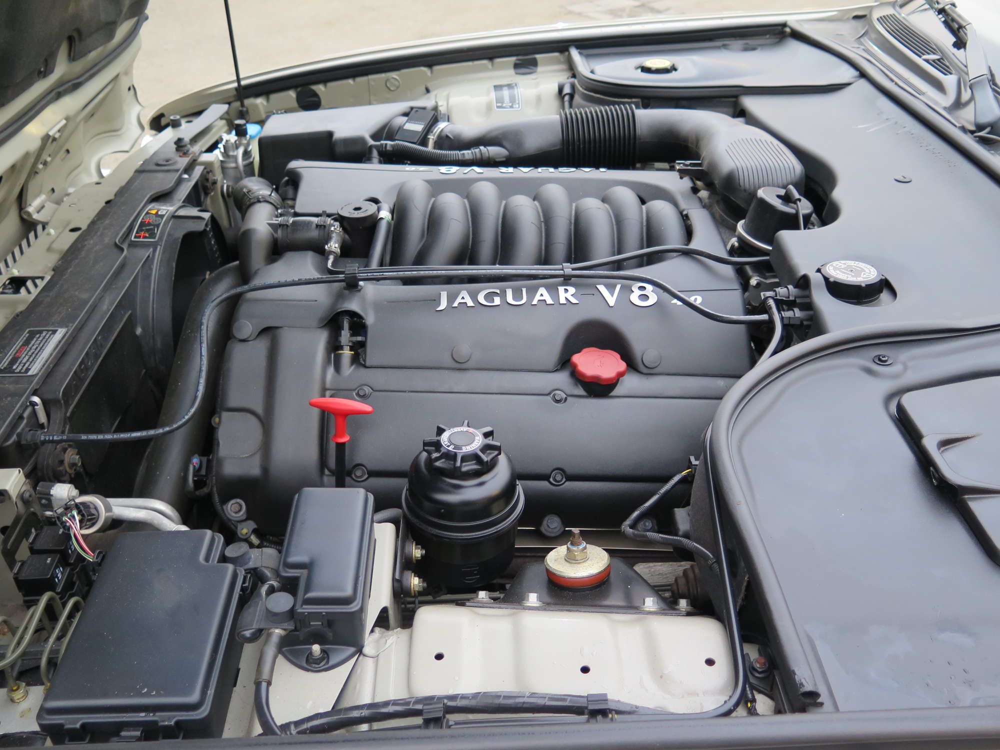 1998 Jaguar XJ Sovereign X308-Sold