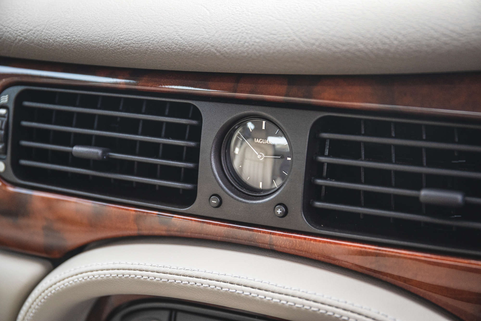 1998 Jaguar XJ Sovereign X308-Sold