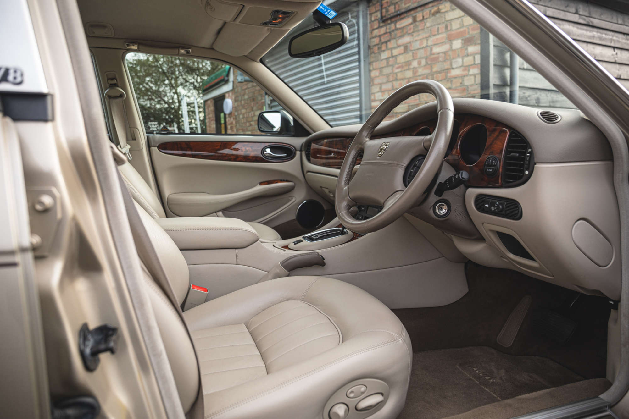 1998 Jaguar XJ Sovereign X308-Sold