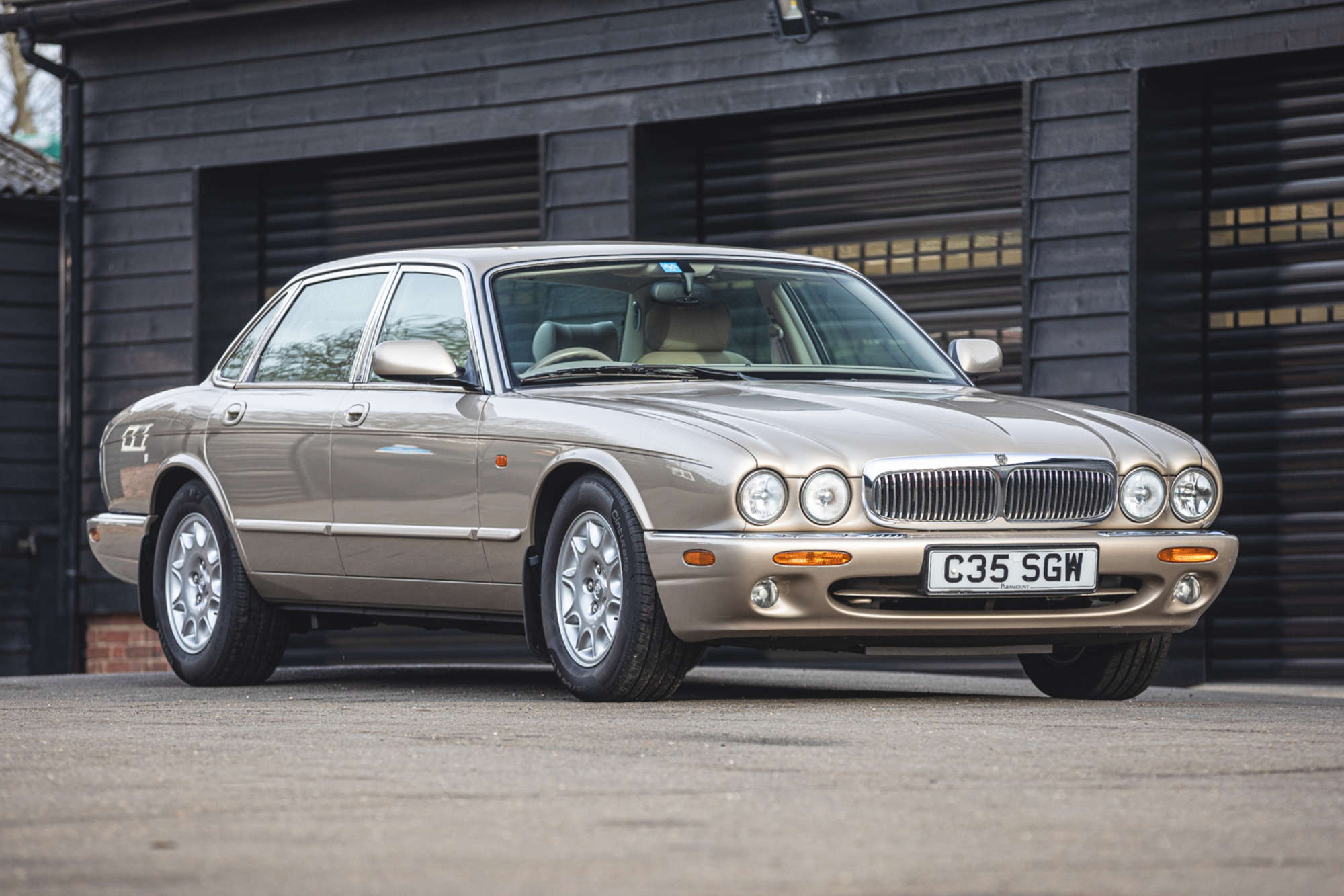 1998 Jaguar XJ Sovereign X308-Sold