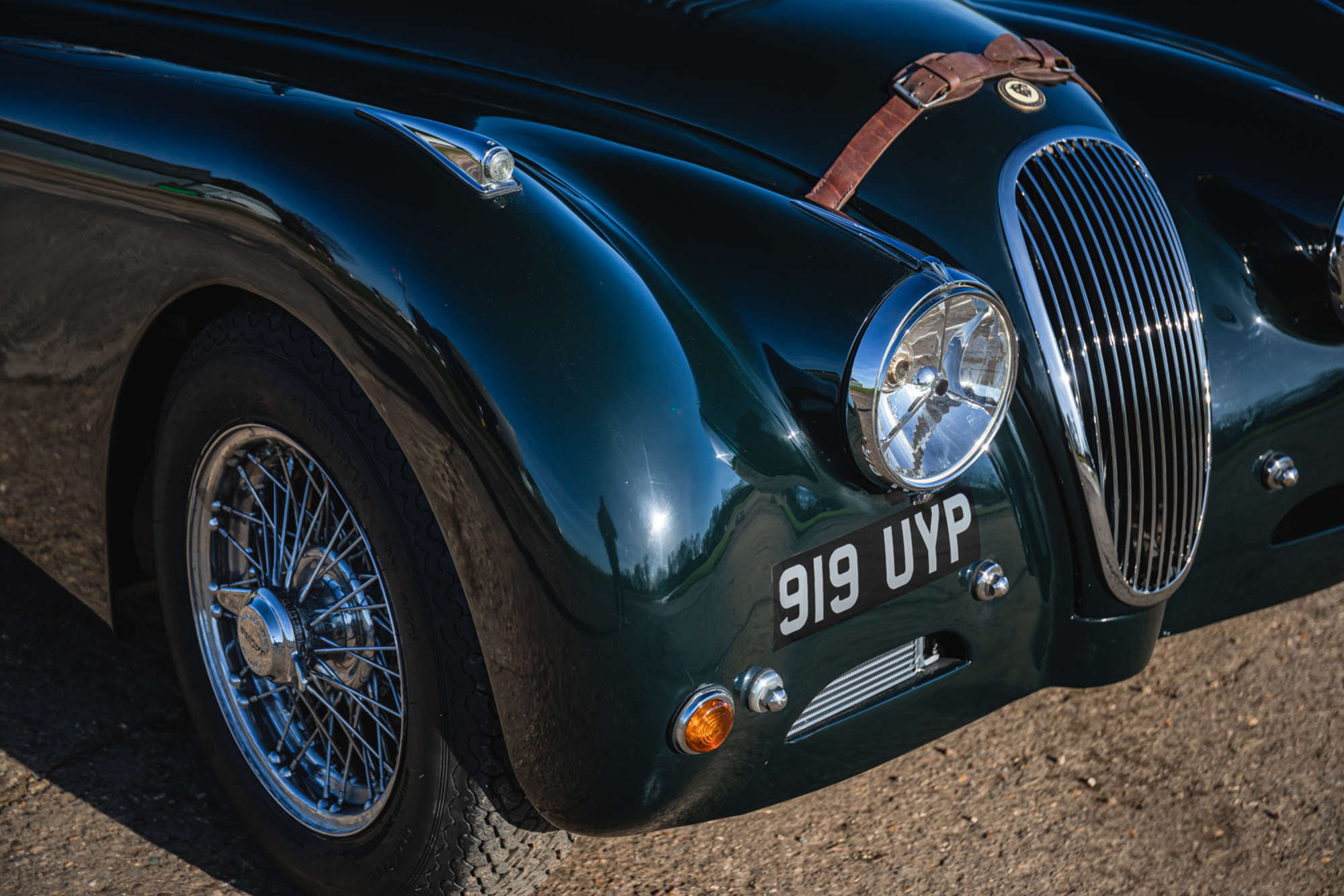 1951 Jaguar XK120 Roadster-Auction Lot