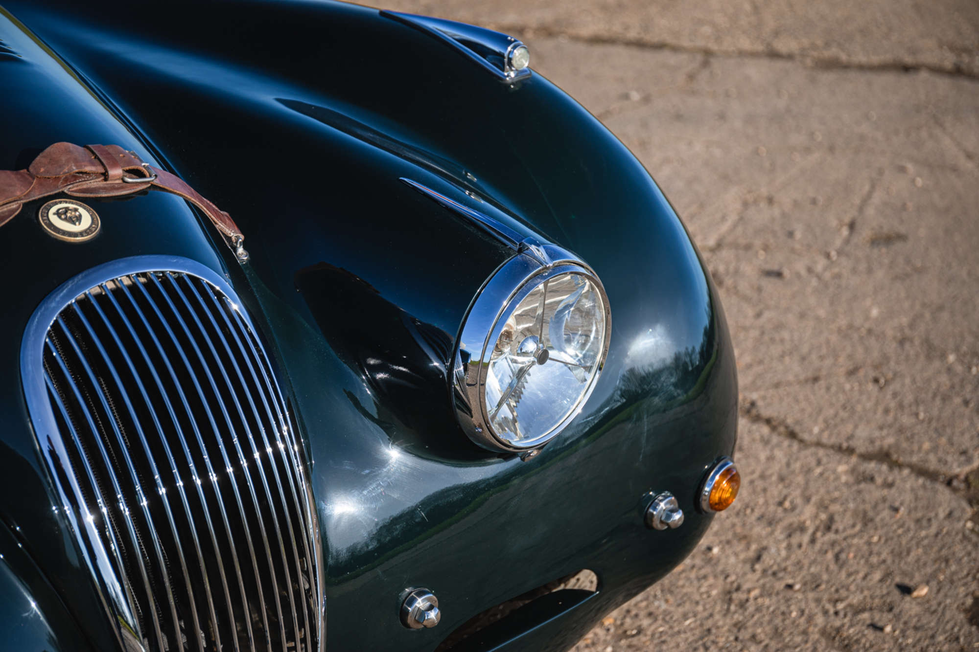 1951 Jaguar XK120 Roadster-Auction Lot