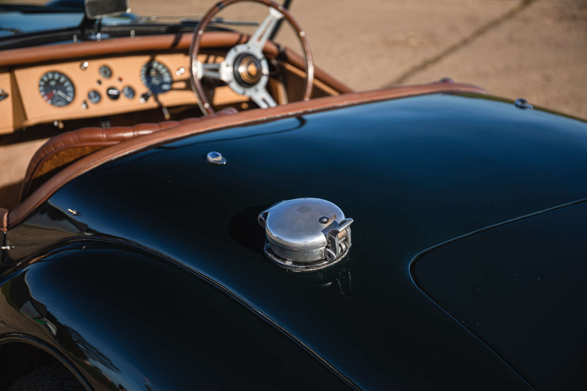 1951 Jaguar XK120 Roadster-Auction Lot