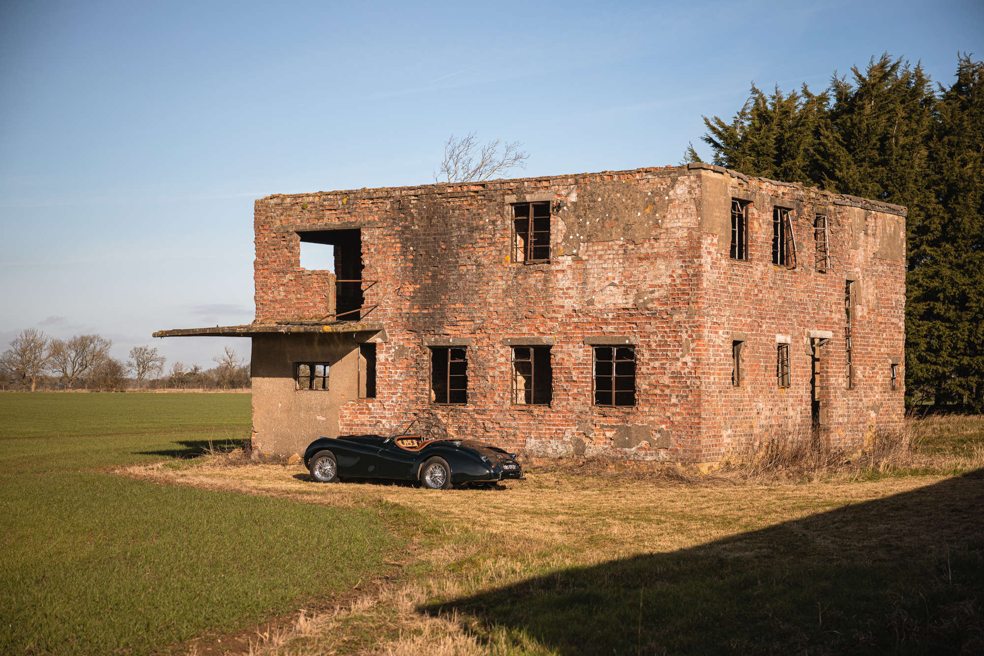 1951 Jaguar XK120 Roadster-Auction Lot