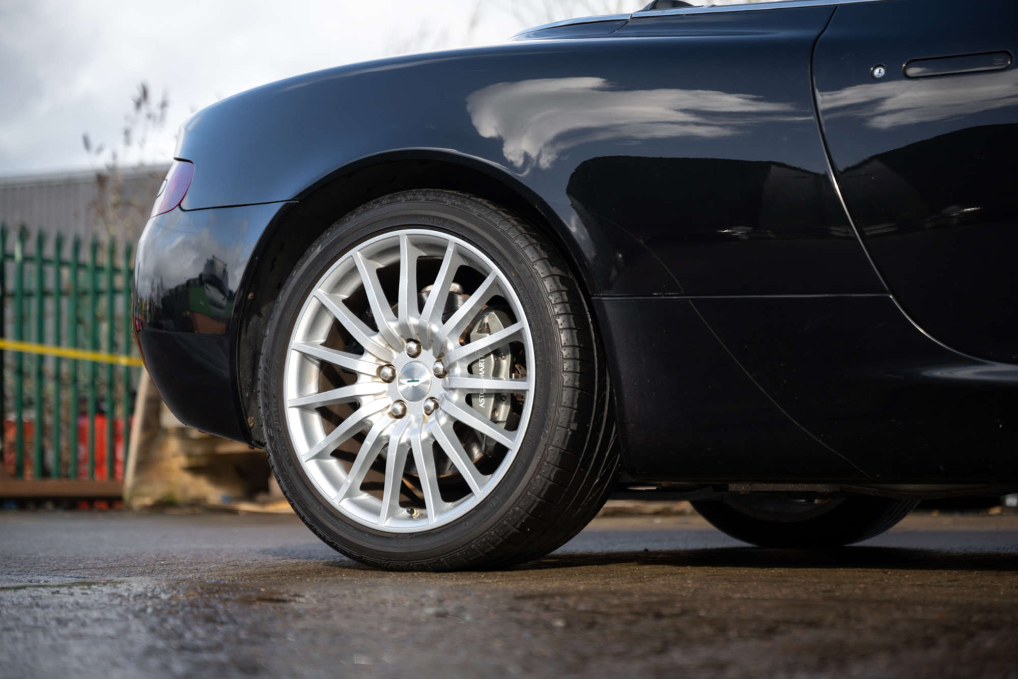 2006 Aston Martin DB9 Volante-Auction Lot