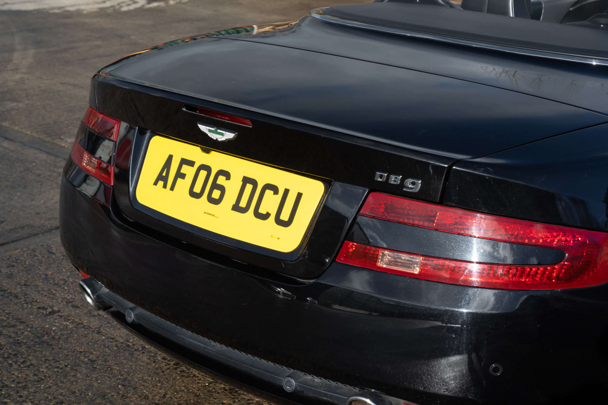 2006 Aston Martin DB9 Volante-Auction Lot