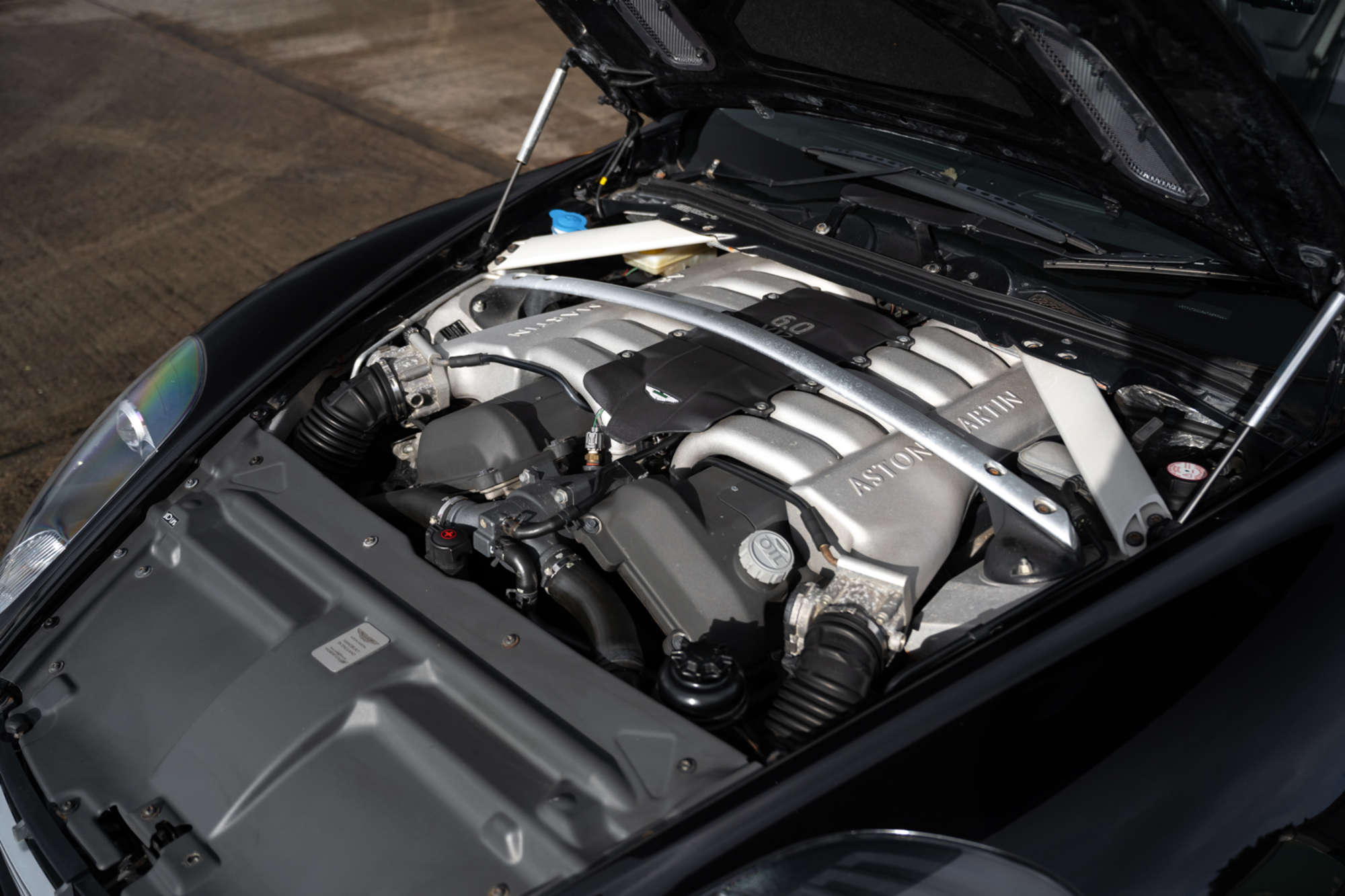 2006 Aston Martin DB9 Volante-Auction Lot