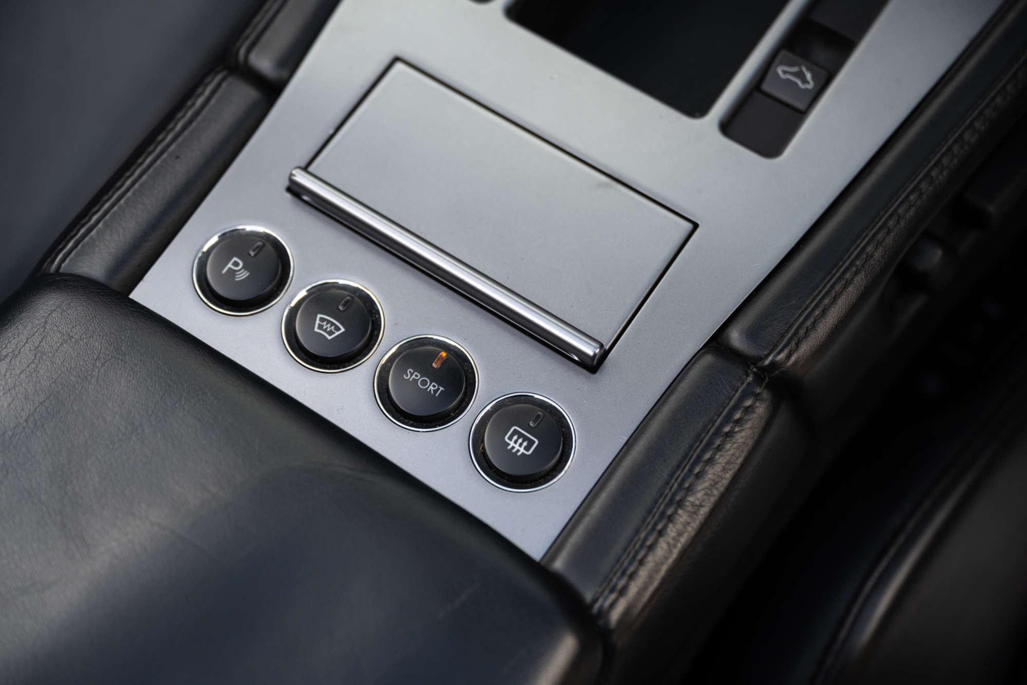 2006 Aston Martin DB9 Volante-Auction Lot