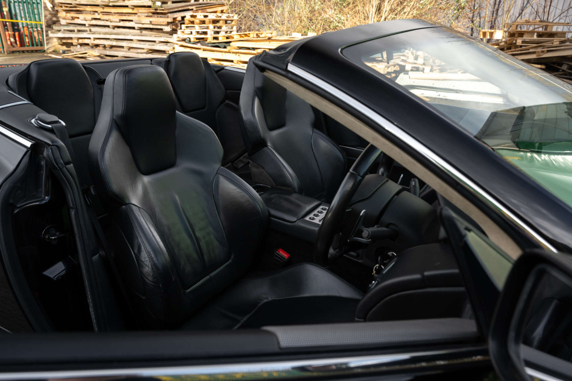 2006 Aston Martin DB9 Volante-Auction Lot