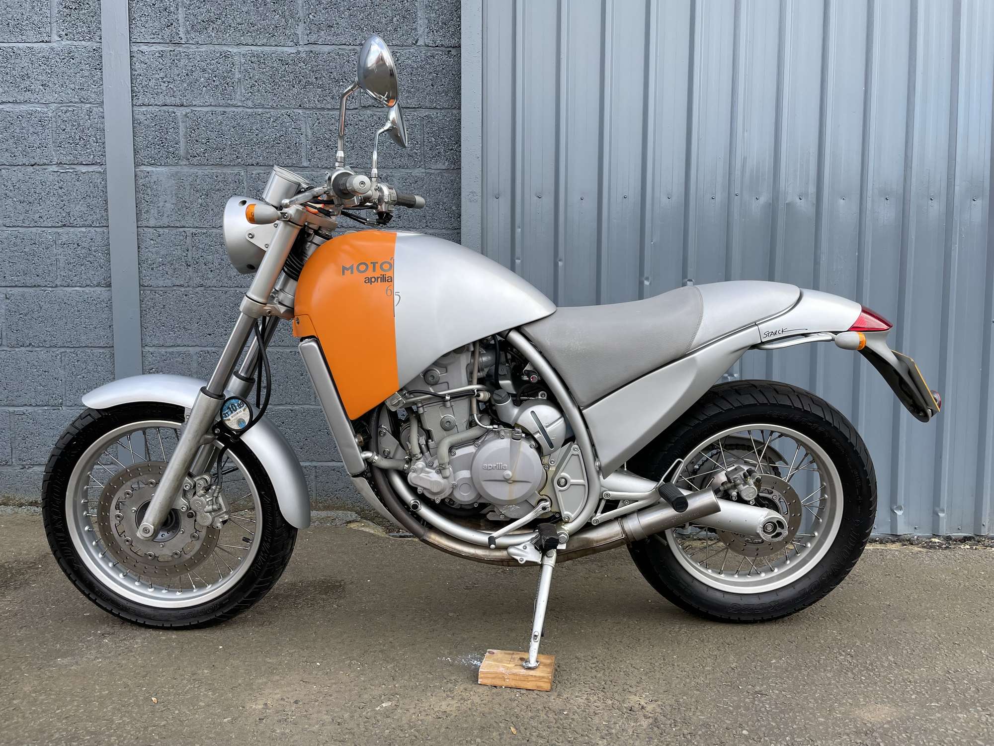 1999 Aprilia Moto 6.5 Phillip Starck 650cc-Auction Lot