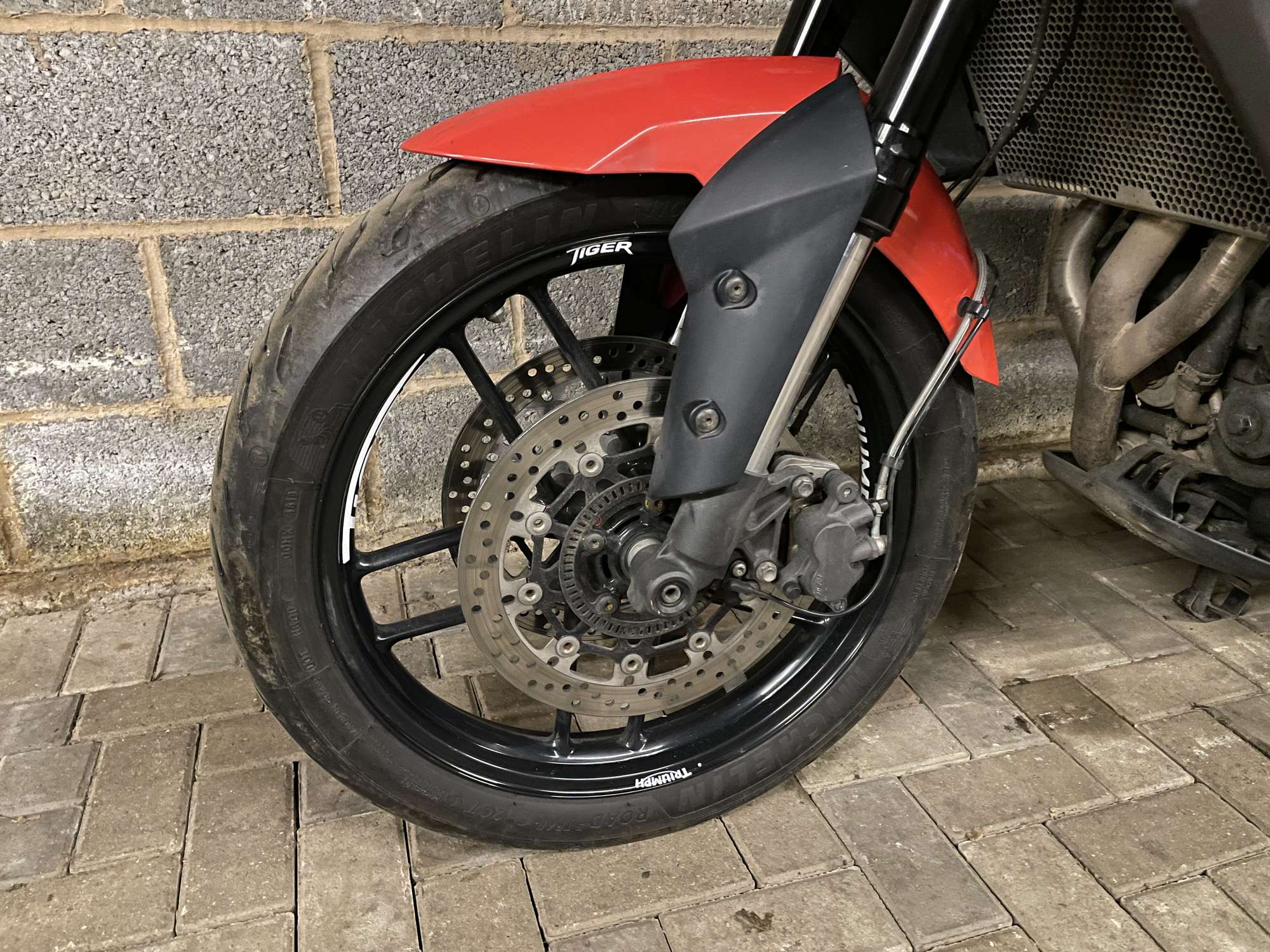 2015 Triumph Tiger 800 XRT 800cc-Sold